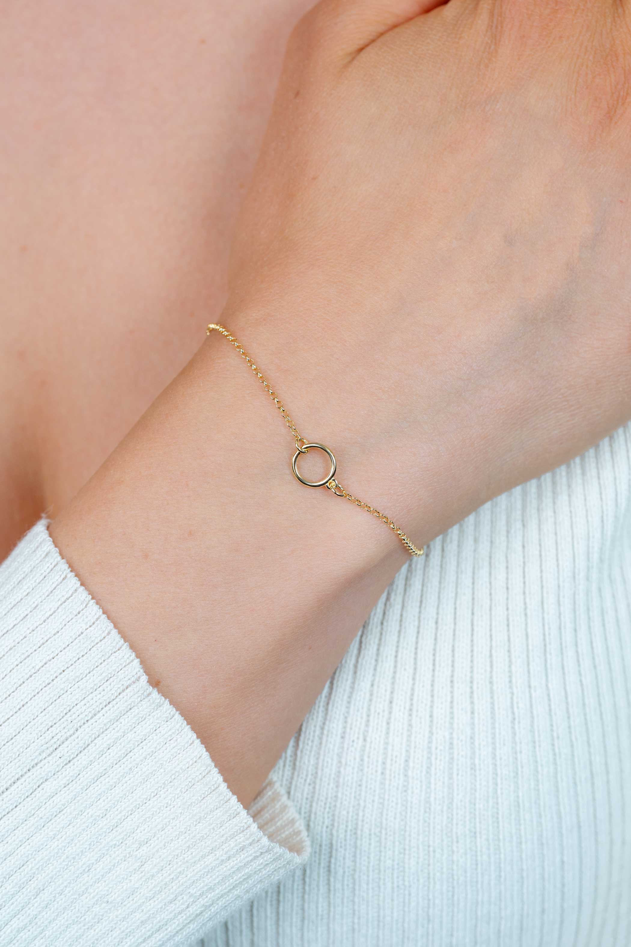 Giftset: Gold plated zilveren armband met open rondje en bijpassende gold plated zilveren ketting. Een complete look in één giftset GIFTSET2523G