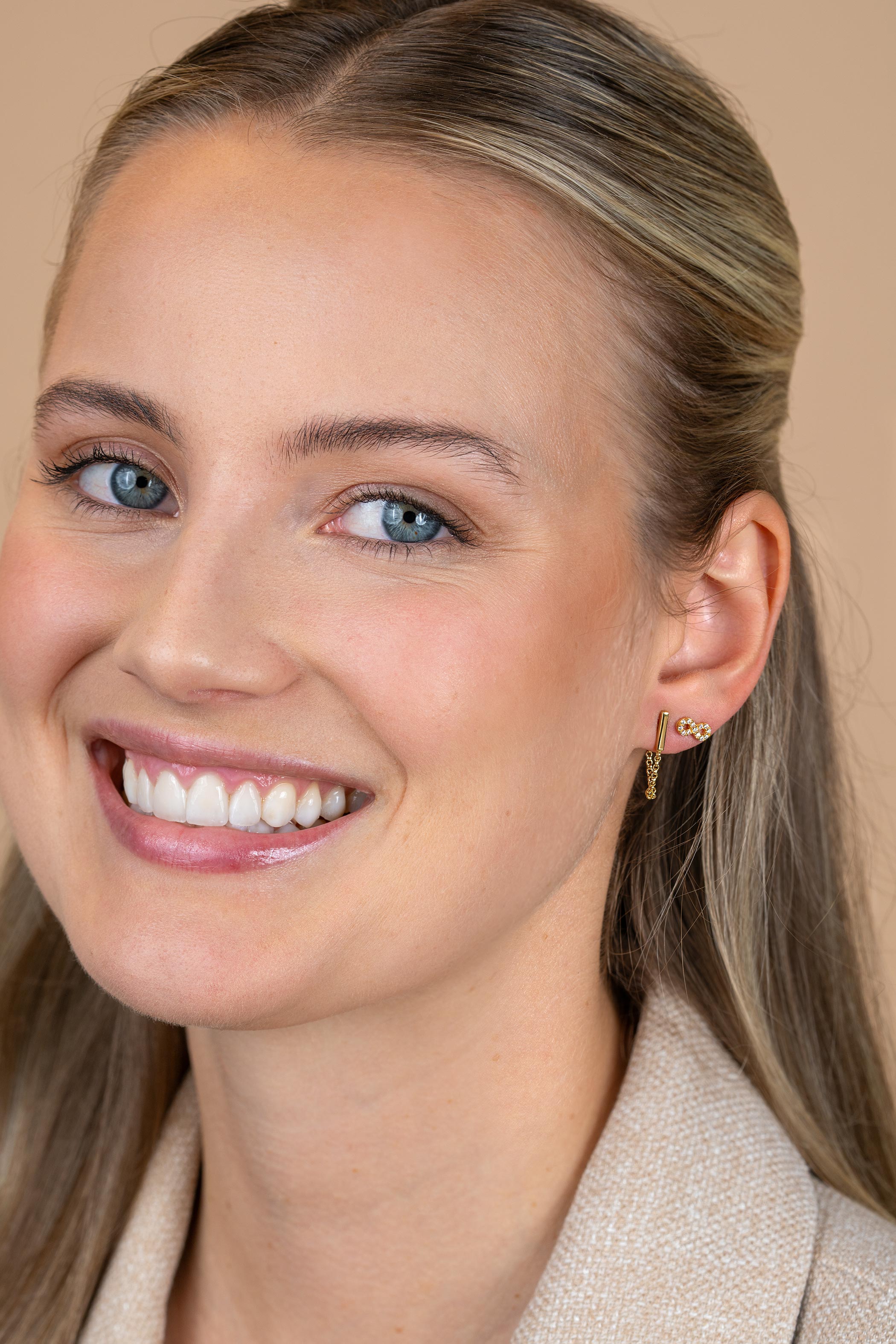 Xmas Giftset: Twee paar goldplated zilveren oorsieraden, perfect op elkaar afgestemd in één feestelijke set (ZIO2597Y en ZIO1688G) GIFTSET15