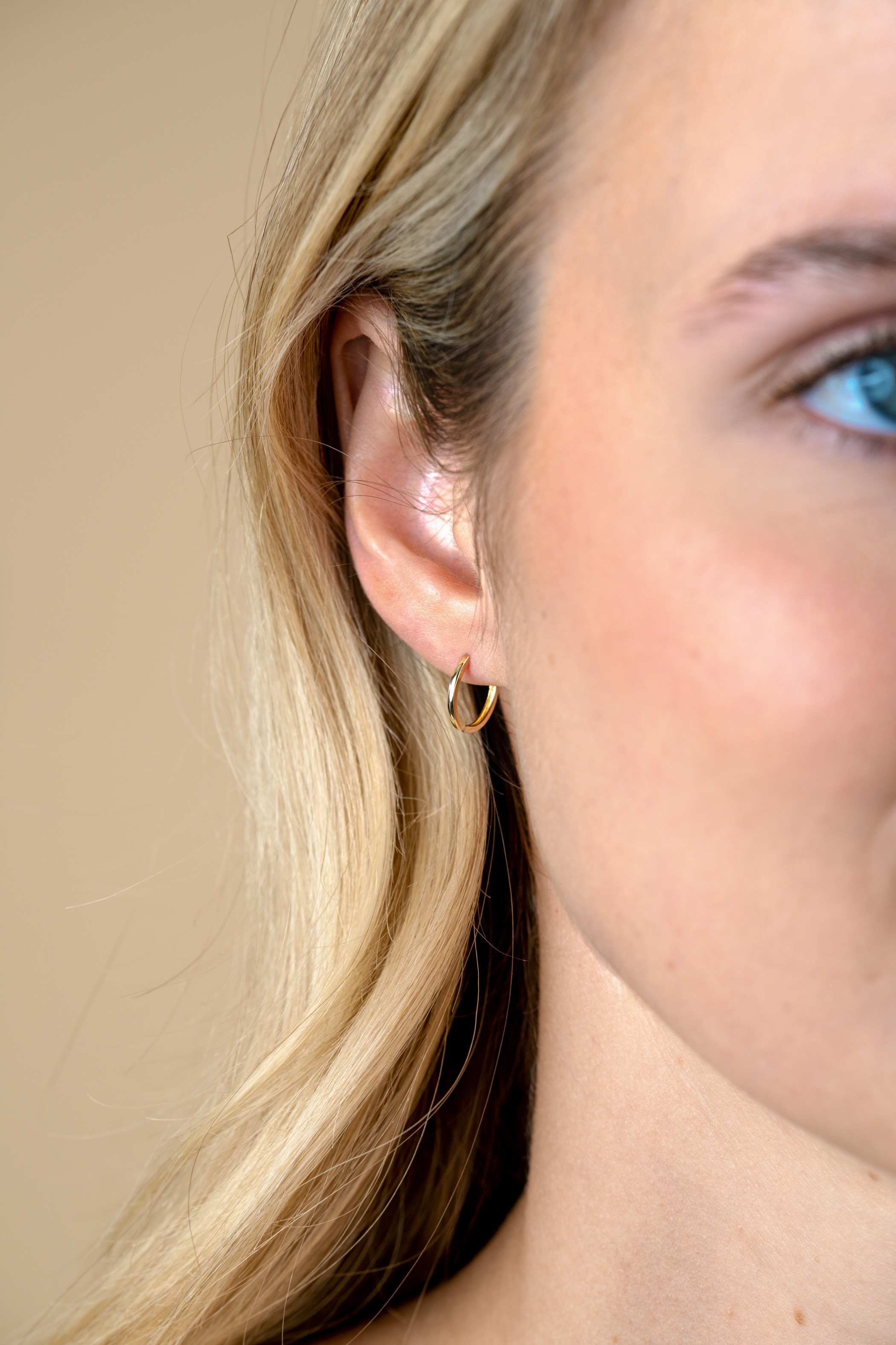 12mm ZINZI Gold 14 karaat gouden oorringen met luxe scharniersluiting 10 x 1,2mm ZGO524