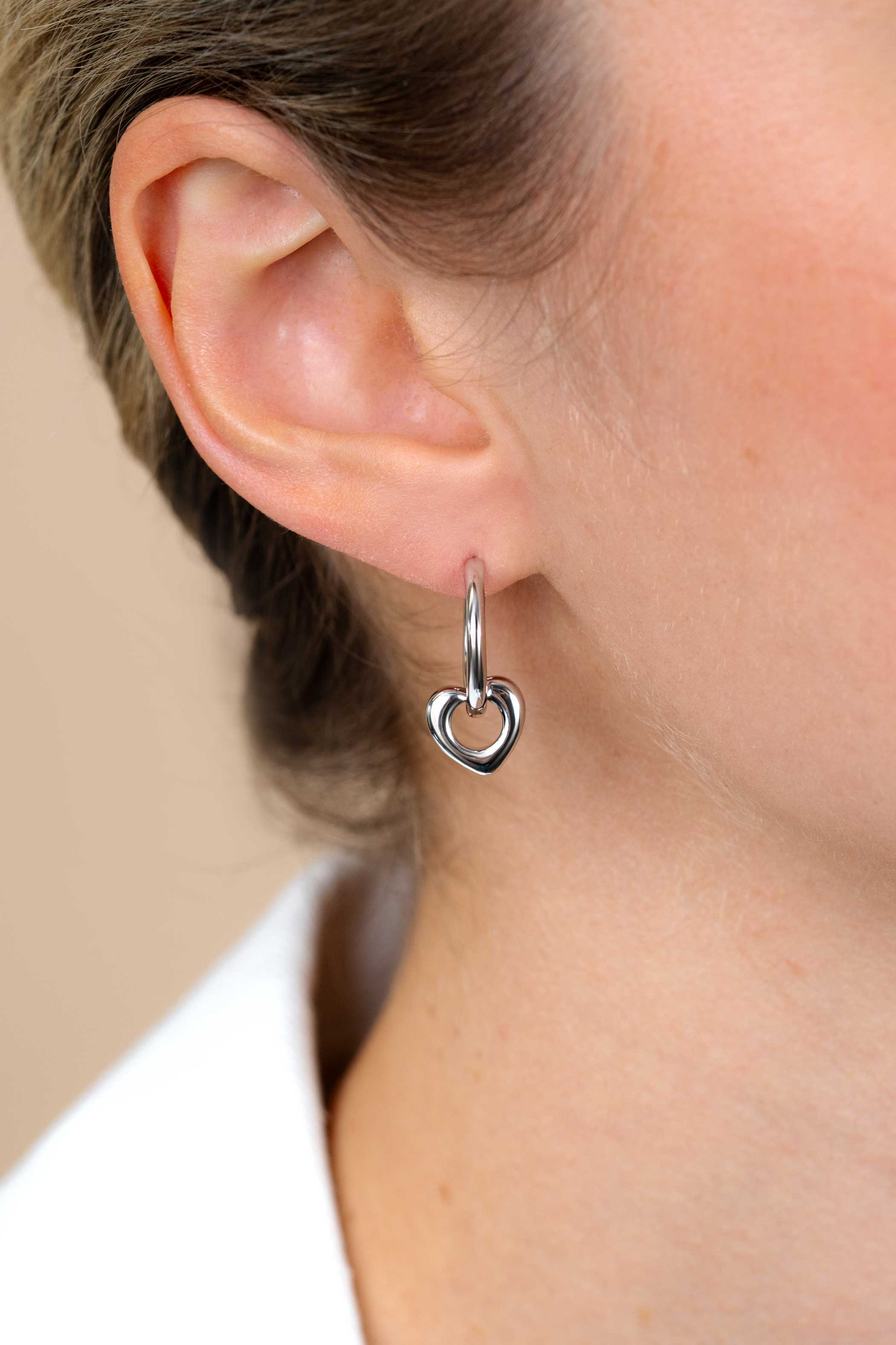 ZINZI zilveren oorringen 17 x 2mm glad met luxe klapsluiting ZIO402
