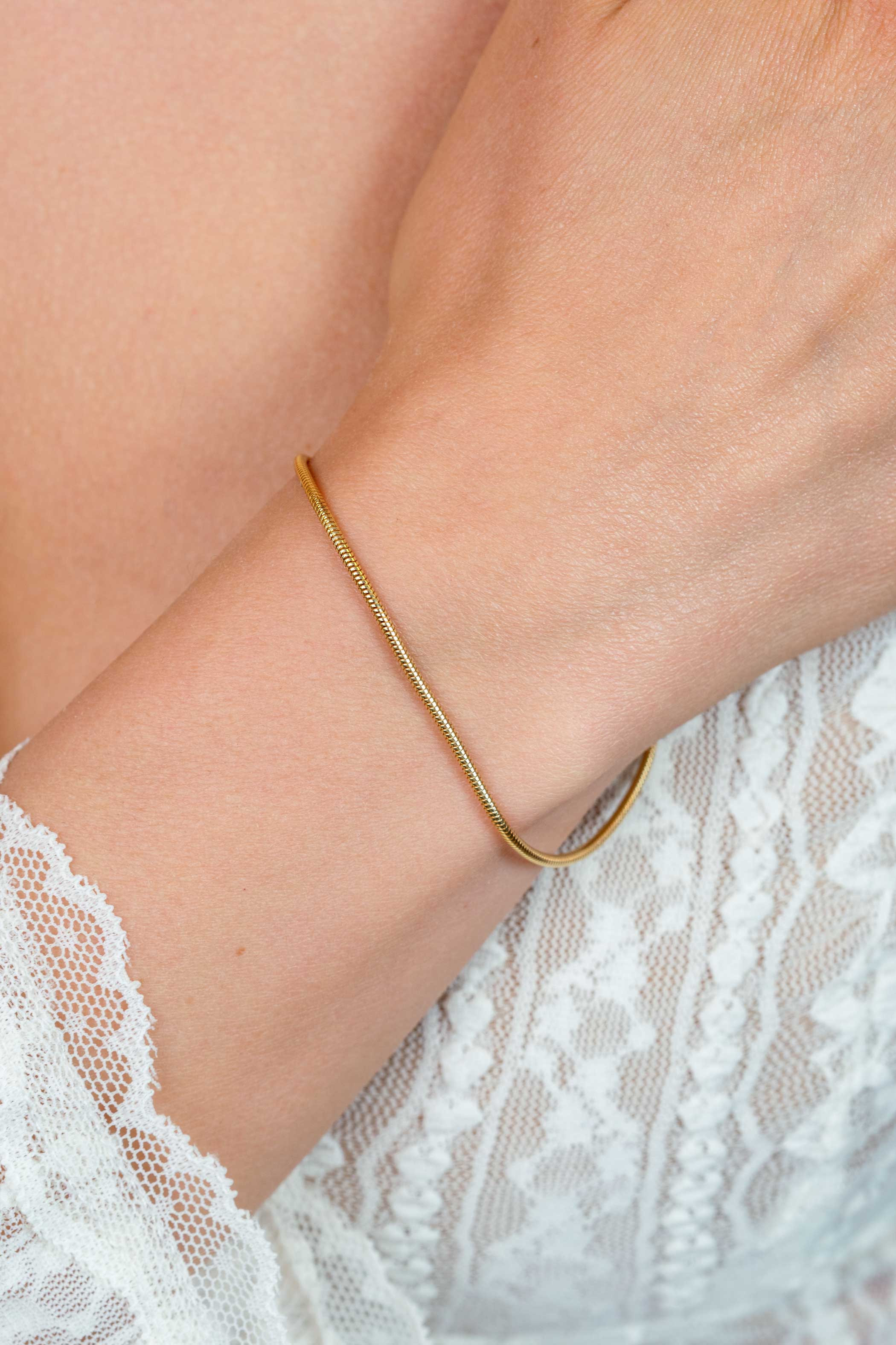 ZINZI gold plated zilveren ronde slangen armband (1,6mm breed) 17-20cm ZIA2848G