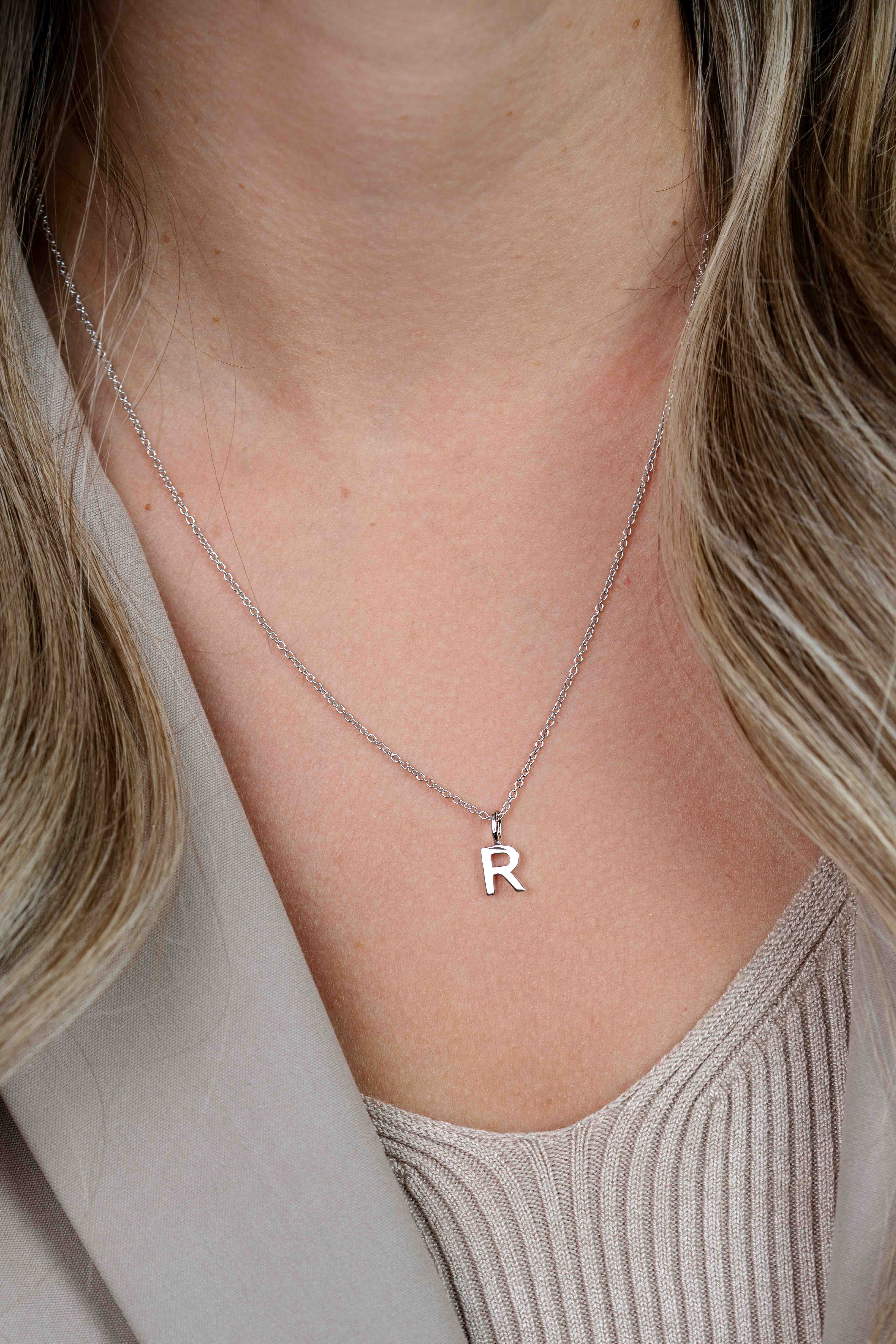 ZINZI zilveren letter hanger R ZIH2140R