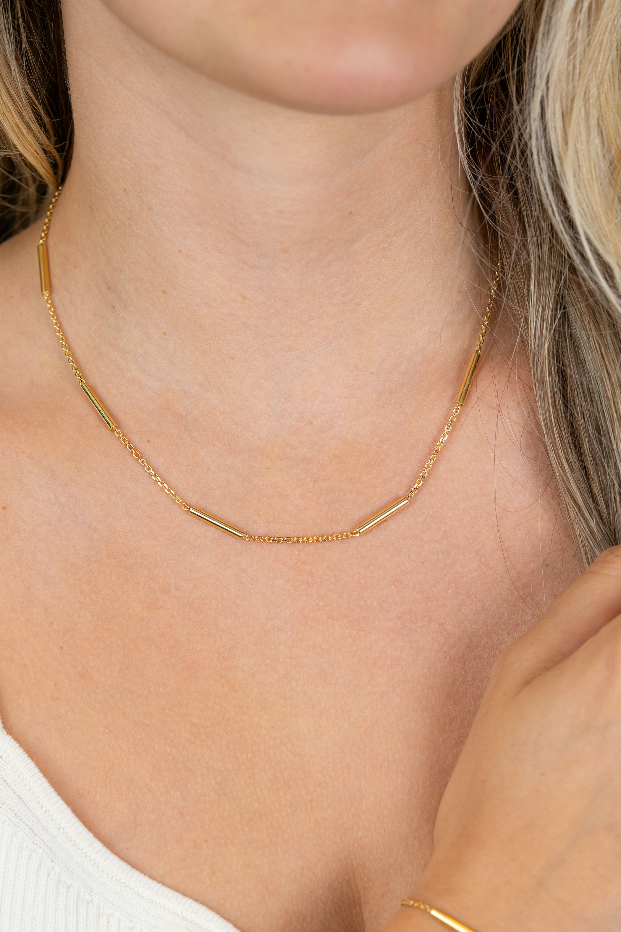 ZINZI gold plated zilveren schakelketting 45cm met vijf gladde ronde staafjes ZIC2800G