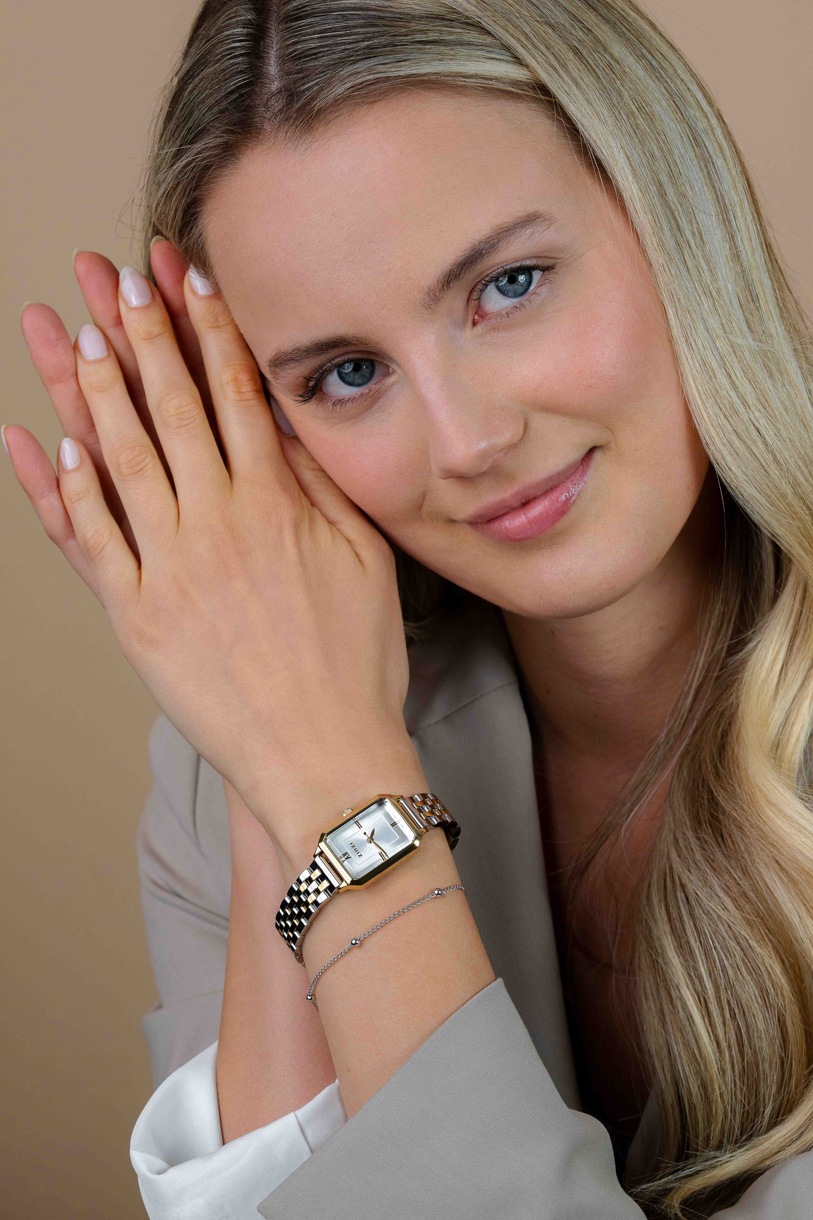 ZINZI Allure horloge 30mm achthoekige goudkleurige kast, zilvergekleurde wijzerplaat en bicolor stalen band, Japans uurwerk ZIW2533
