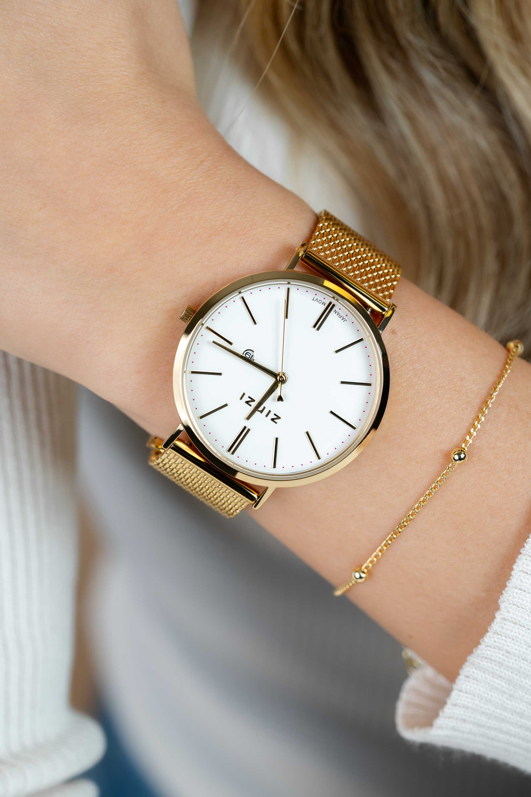 ZINZI Retro horloge witte wijzerplaat en geelgoudkleurige stalen kast stalen mesh band geelgoudkleurig 38mm extra dun ZIW407M