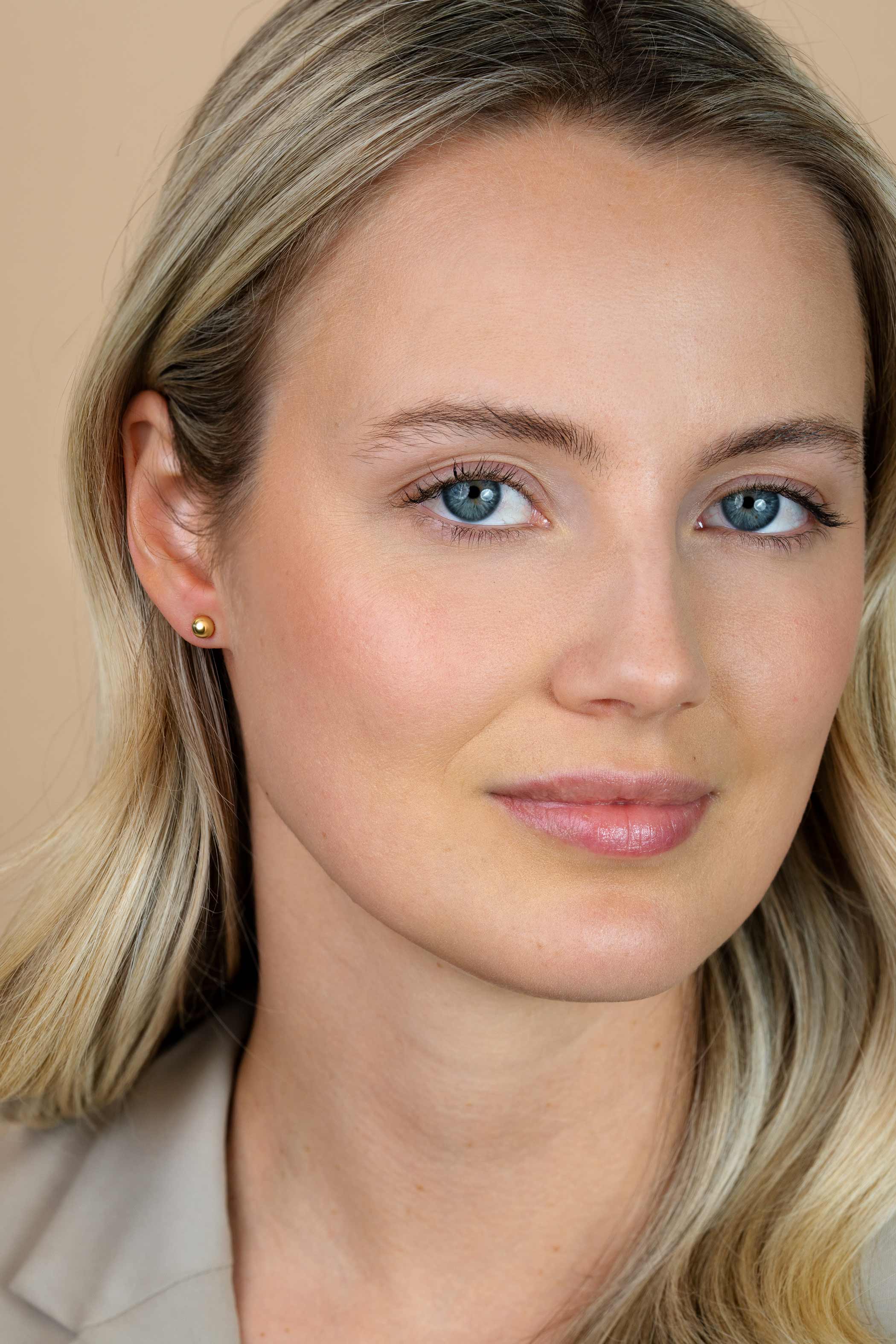 ZINZI zilveren oorstekers glad bol geel verguld 5mm ZIO807G