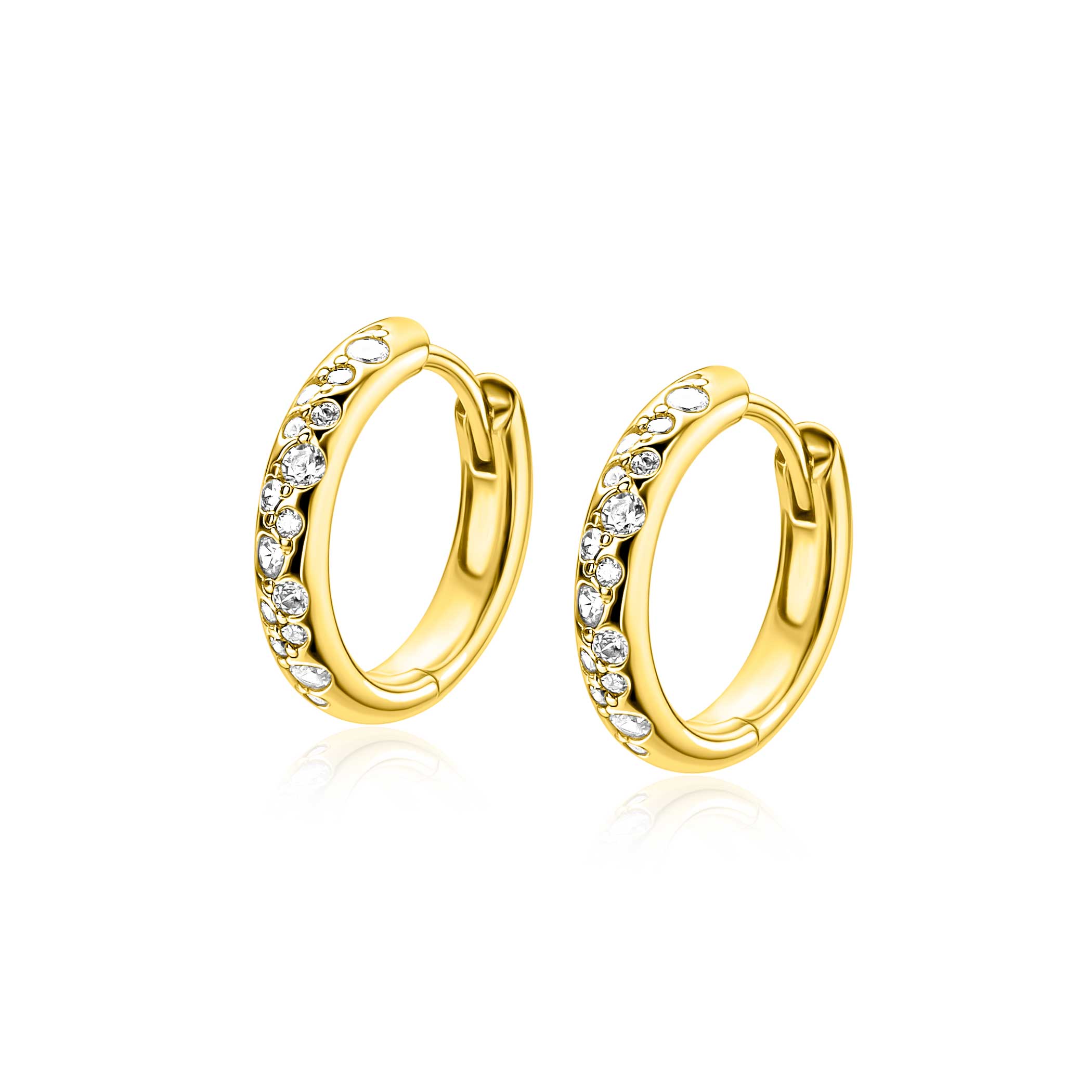 15mm ZINZI goldplated zilveren oorringen met witte zirkonia’s in speelse druppelvorm verwerkt, luxe klapsluiting ZIO2871