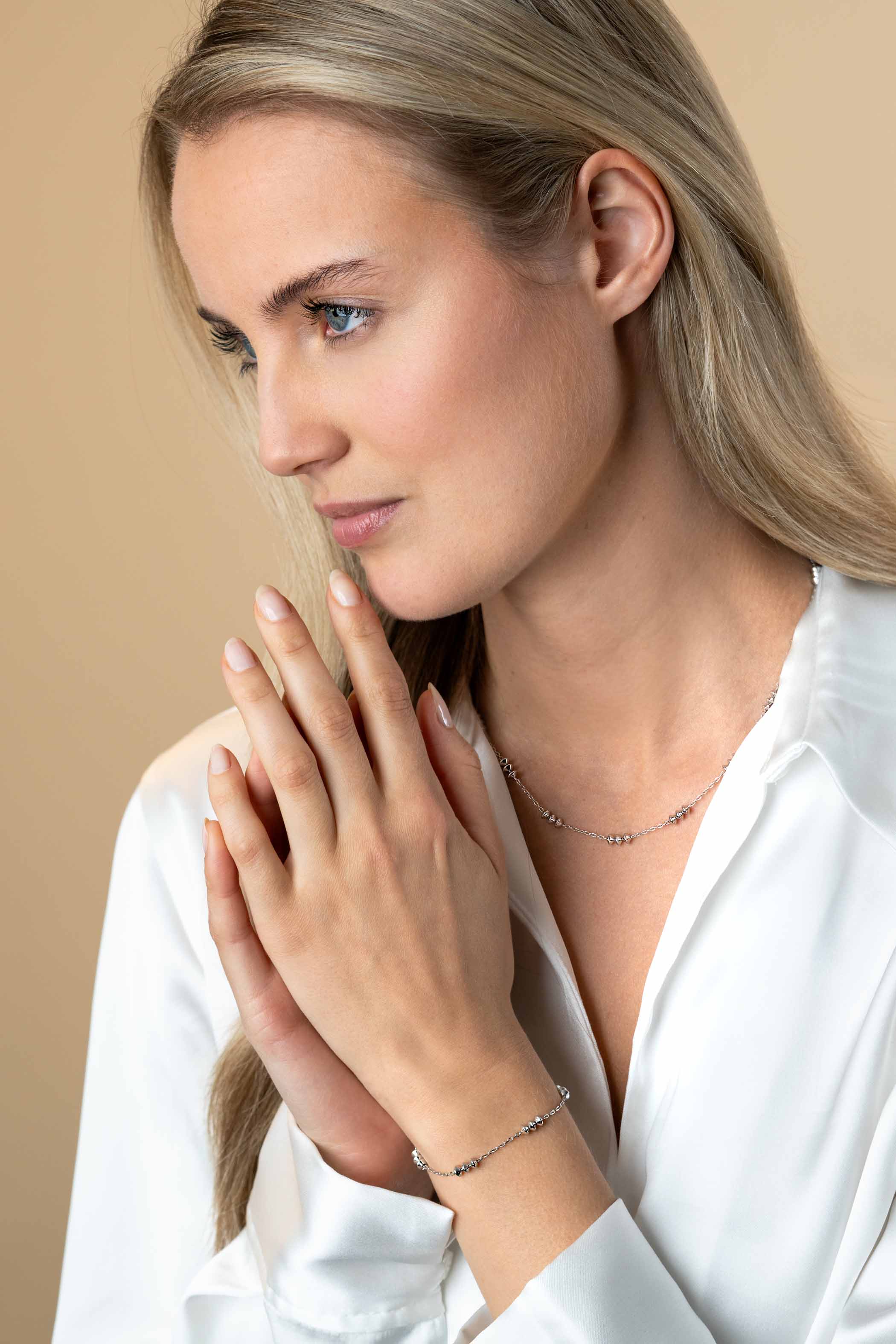 ZINZI zilveren fantasie ketting met tol-vormige elementen 42-45m ZIC2537