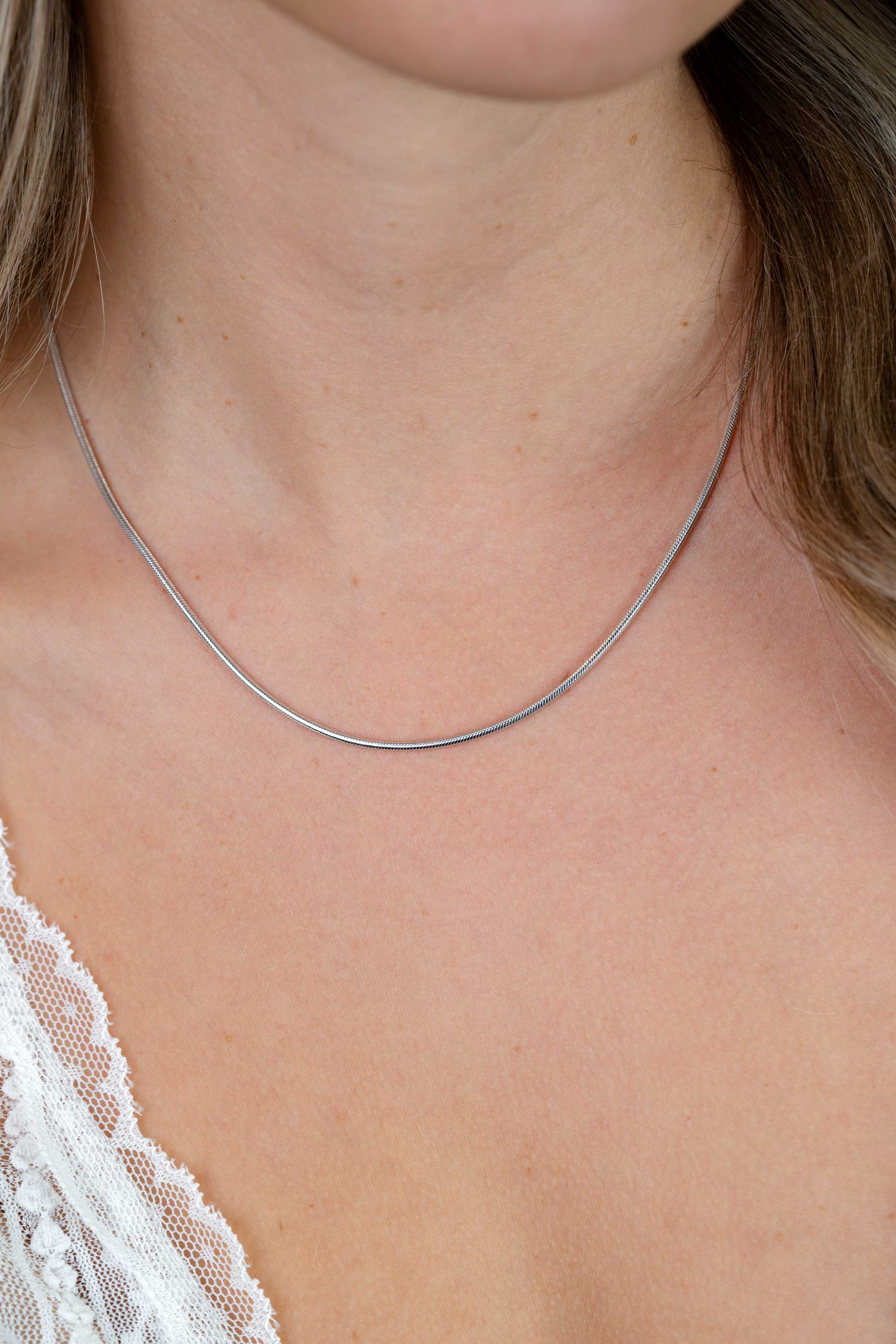 42cm Zinzi zilveren slangen collier 1,5mm breed ZISL15-42 