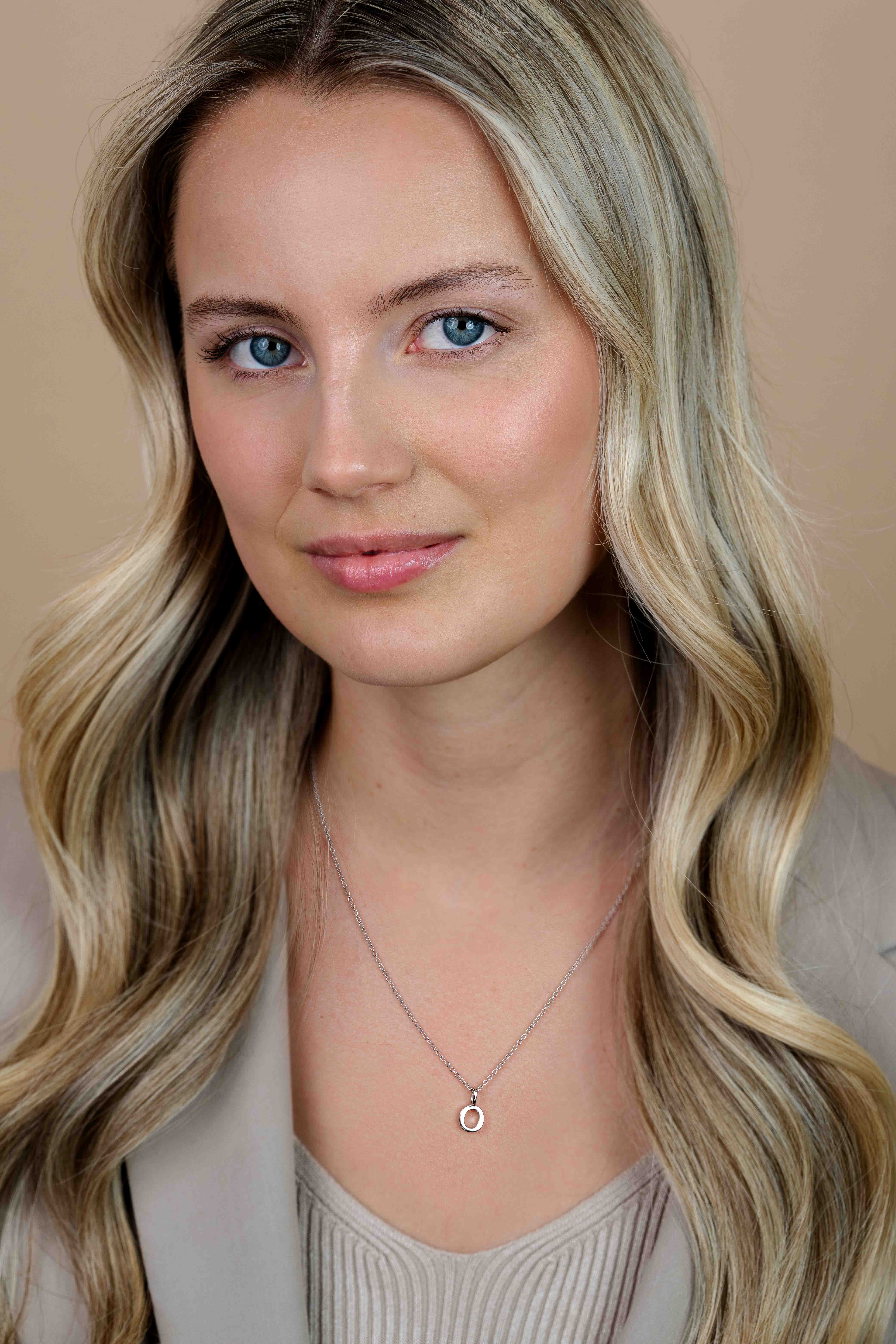 ZINZI zilveren letter hanger O ZIH2140O