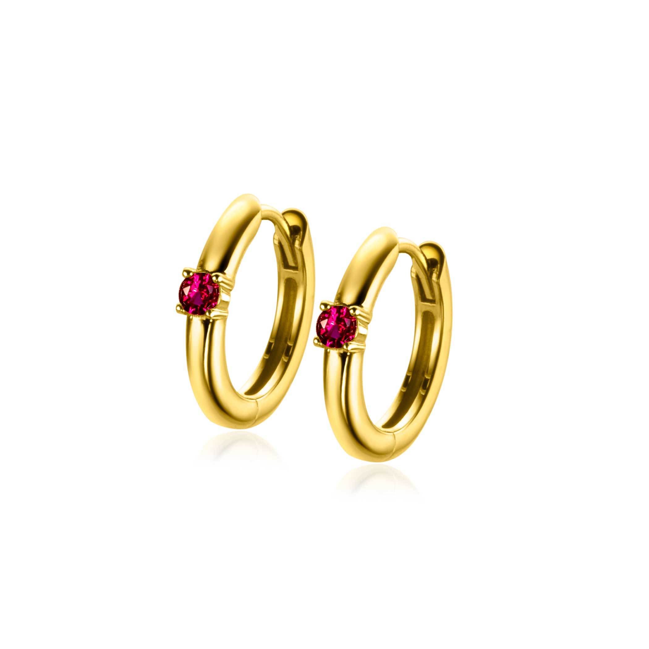 JULI oorringen 13mm gold plated met geboortesteen rood robijn zirconia 
