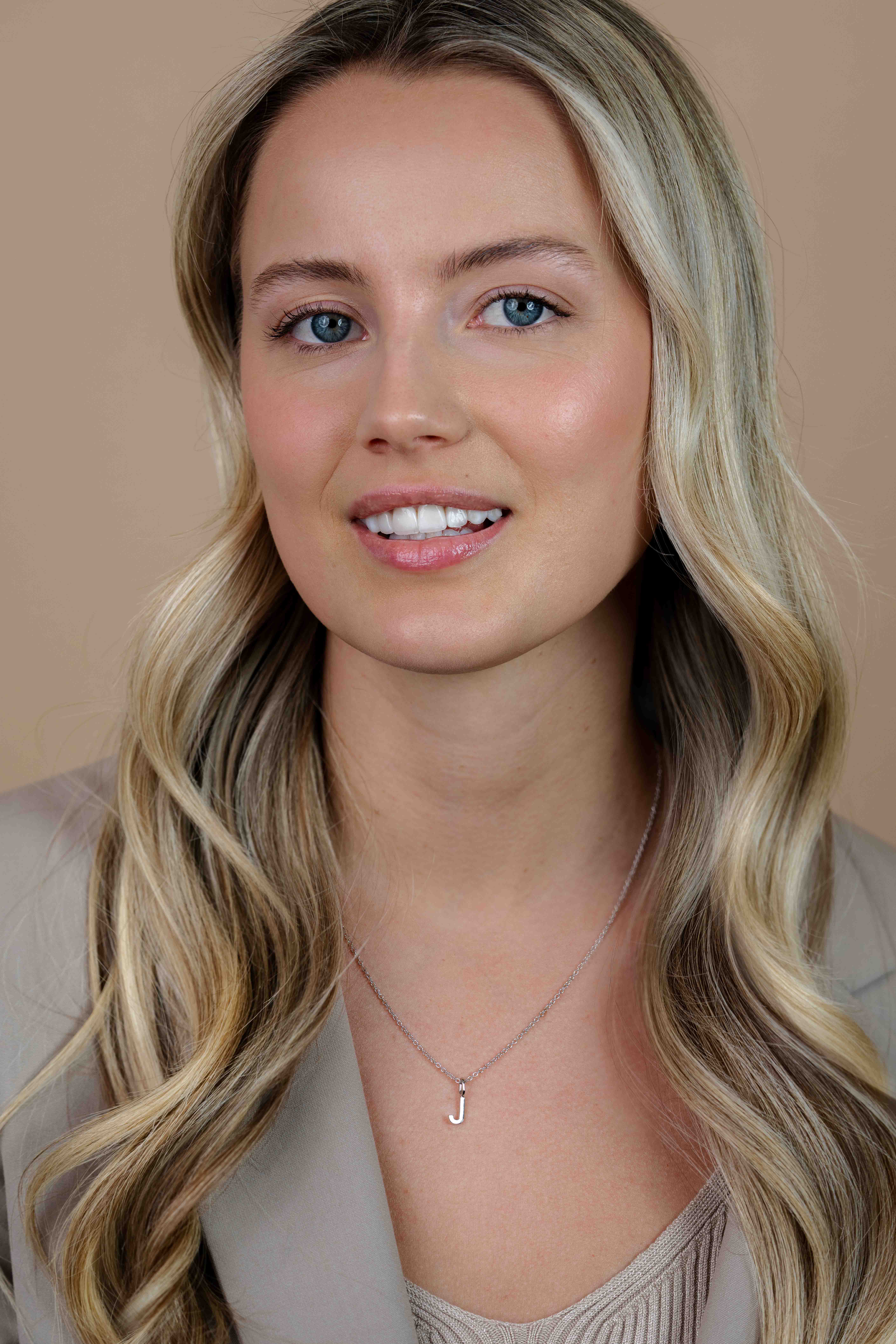 ZINZI zilveren letter hanger J ZIH2140J