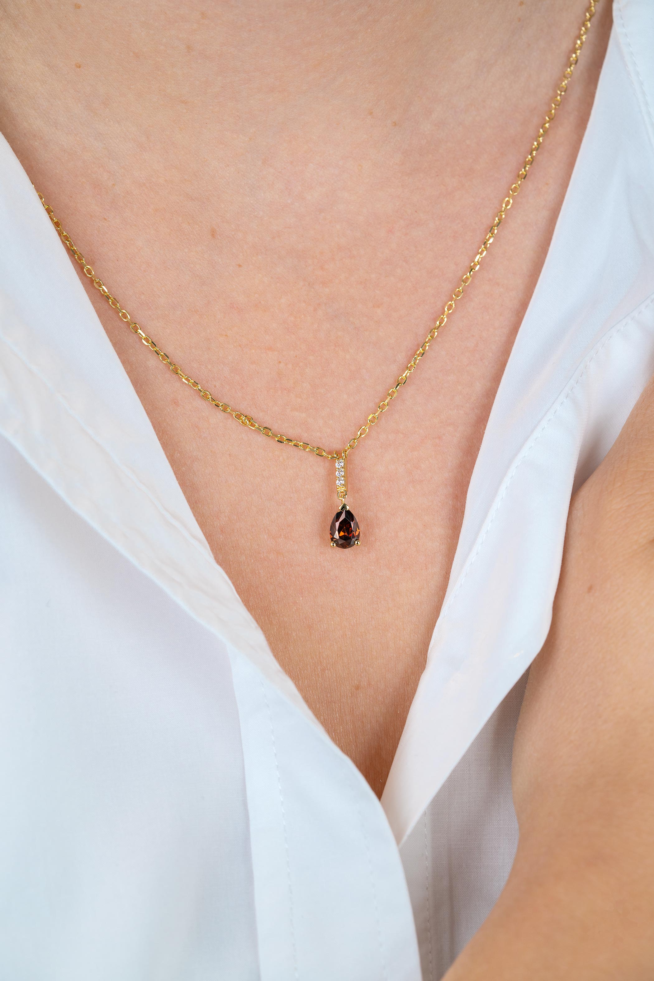 ZINZI goldplated zilveren ketting 45cm met bruine druppelvormige kleursteen ZIC2804