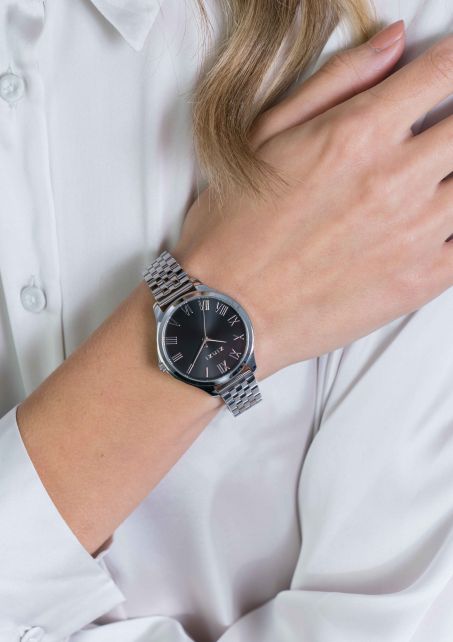 Zilver horloge met zwarte wijzerplaat dames best sale