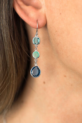 ZINZI zilveren oorhangers blauw 45mm ZIO1870