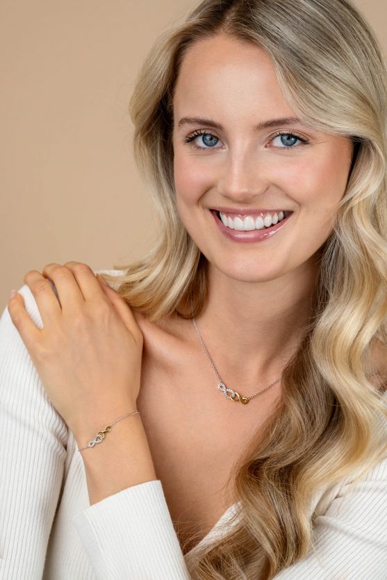 ZINZI zilveren fantasie ketting met aan elkaar verbonden Infinity