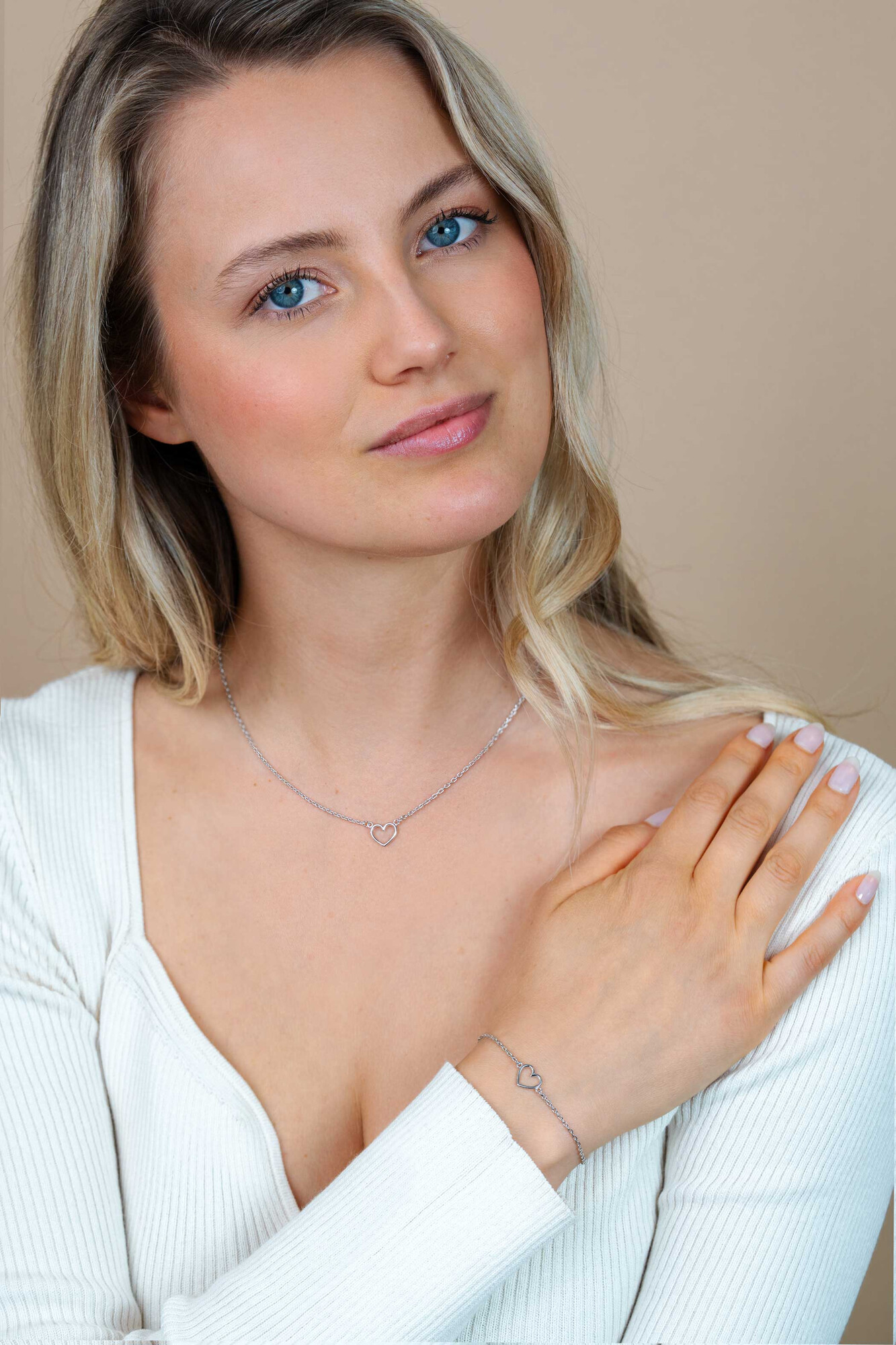 Giftset: Zilveren armband met bijpassende zilveren ketting. Een complete look in één giftset GIFTSET1420