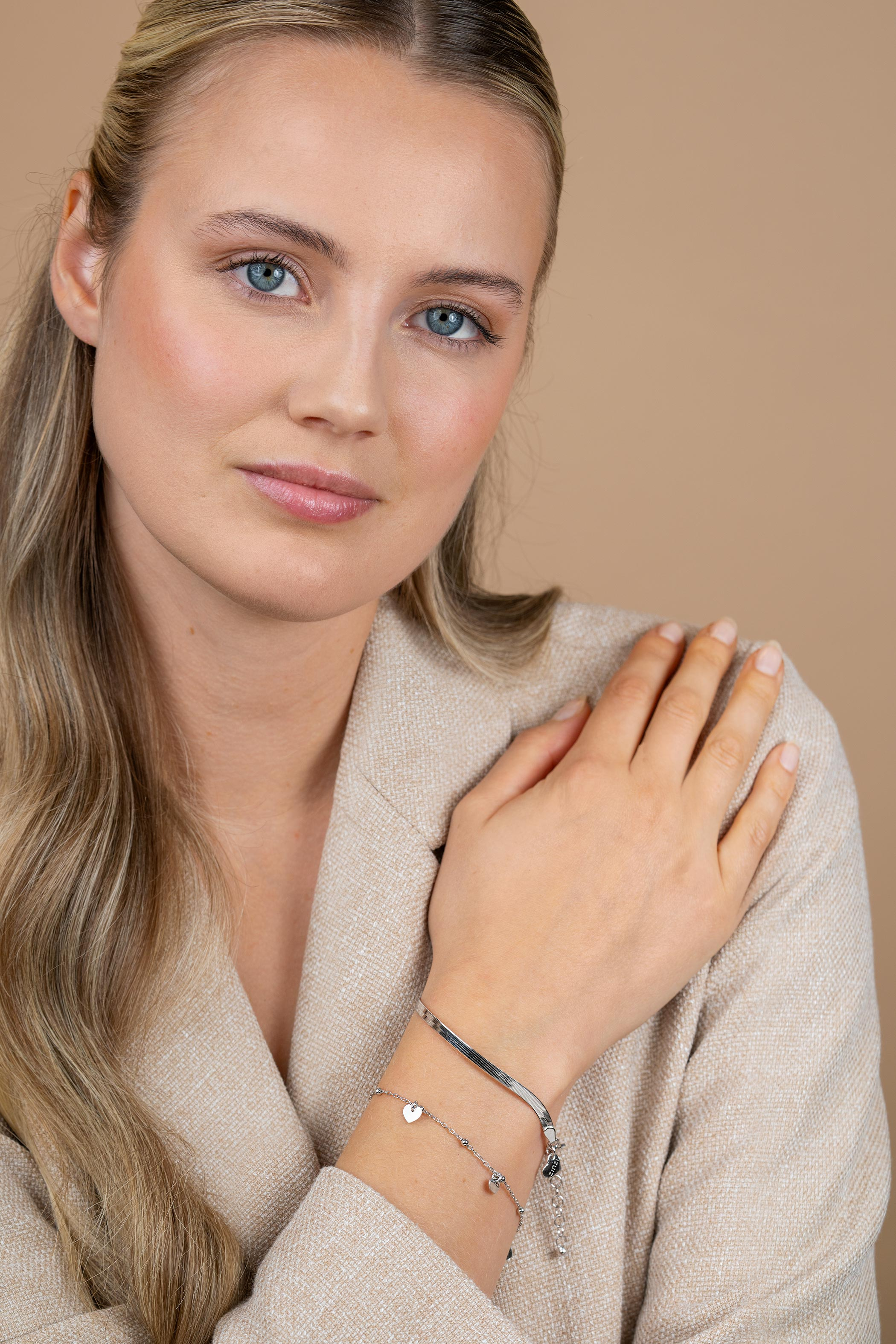 Giftset: Twee sierlijke zilveren armbanden in één stijlvolle set. Perfect om cadeau te geven. (ZIA2531 en ZIA2292) GIFTSET18