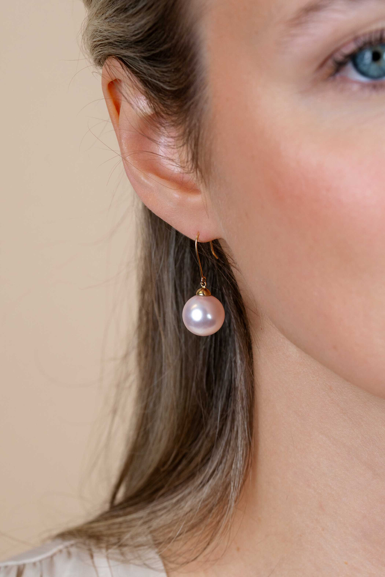 30mm ZINZI Gold 14 krt gouden oorhangers met ronde roze Swarovski crystal parel 12mm ZGO25R