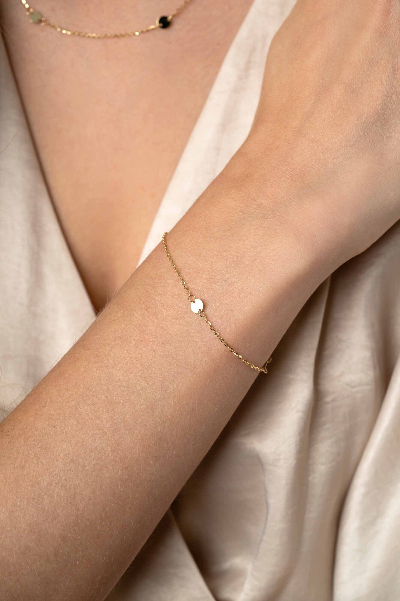 ZINZI Gold 14 krt gouden armband met subtiele jasseron schakels en drie ronde gladde plaatjes 5mm breed 18-20cm ZGA444