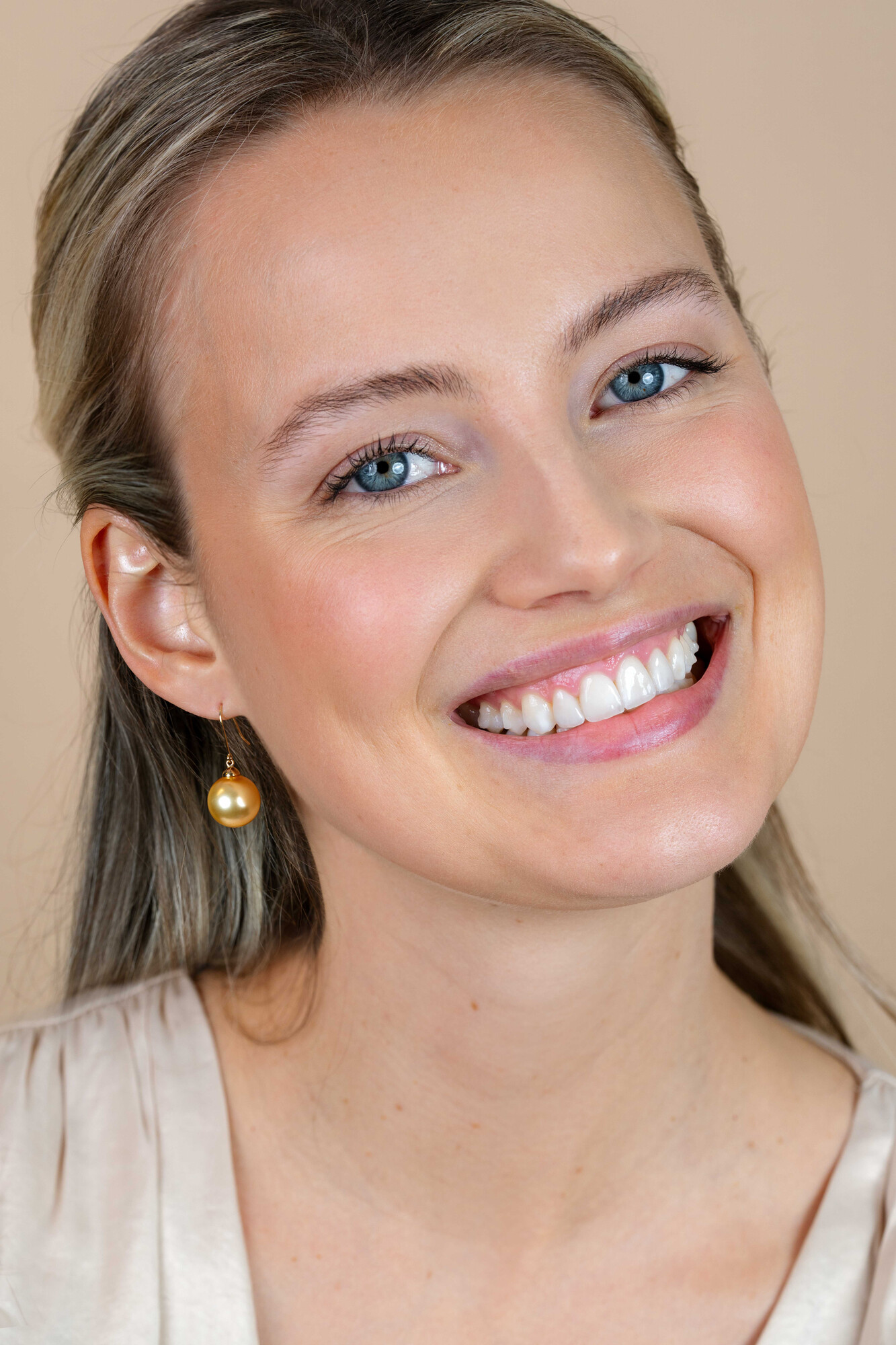 30mm ZINZI Gold 14 krt gouden oorhangers met ronde goudkleurige Swarovski crystal parel 12mm ZGO25G