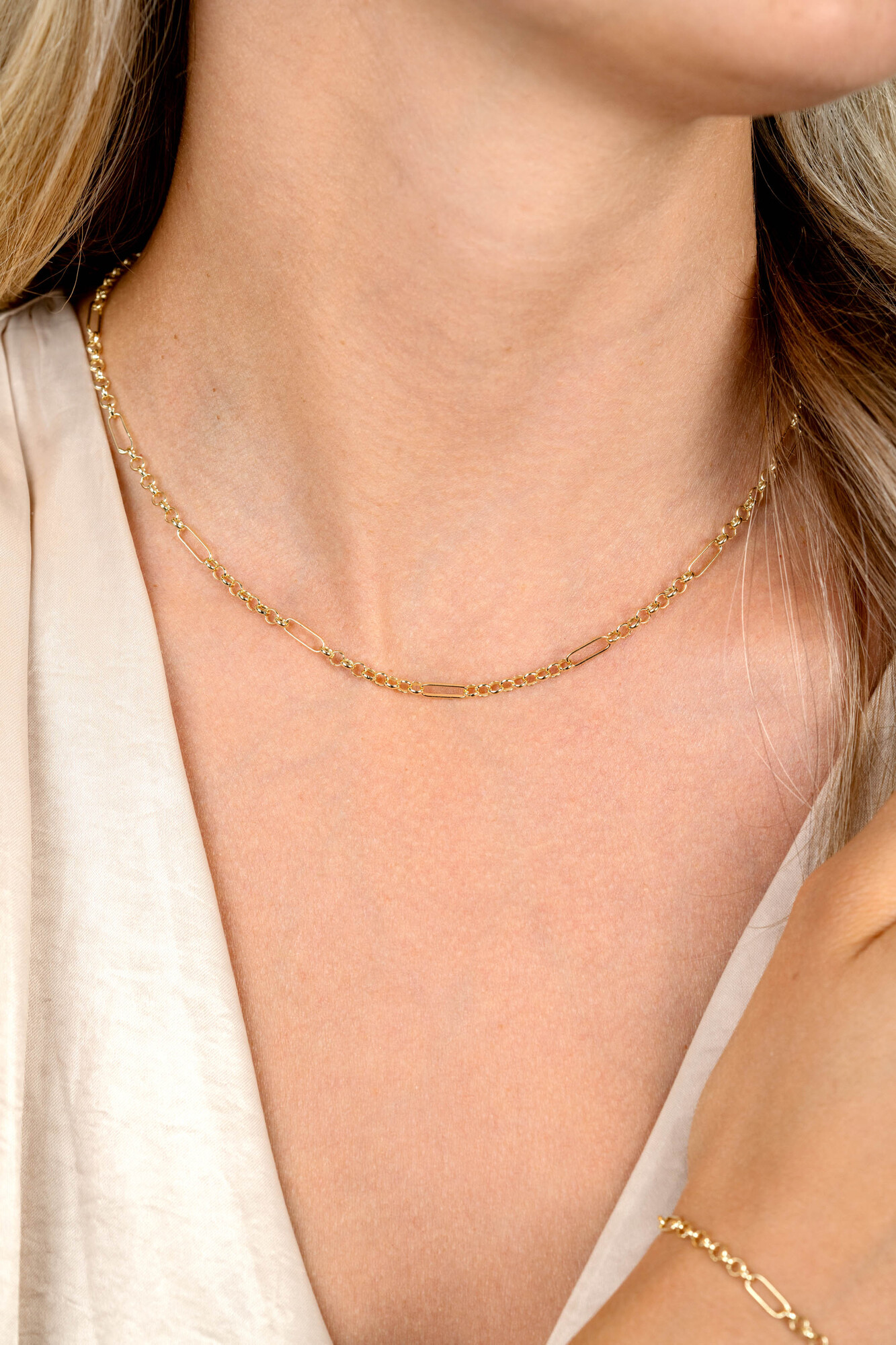 ZINZI Gold 14 karaat gouden massieve ketting met lange paperclip-schakels gecombineerd met jasseron schakels 41-43cm ZGC495
