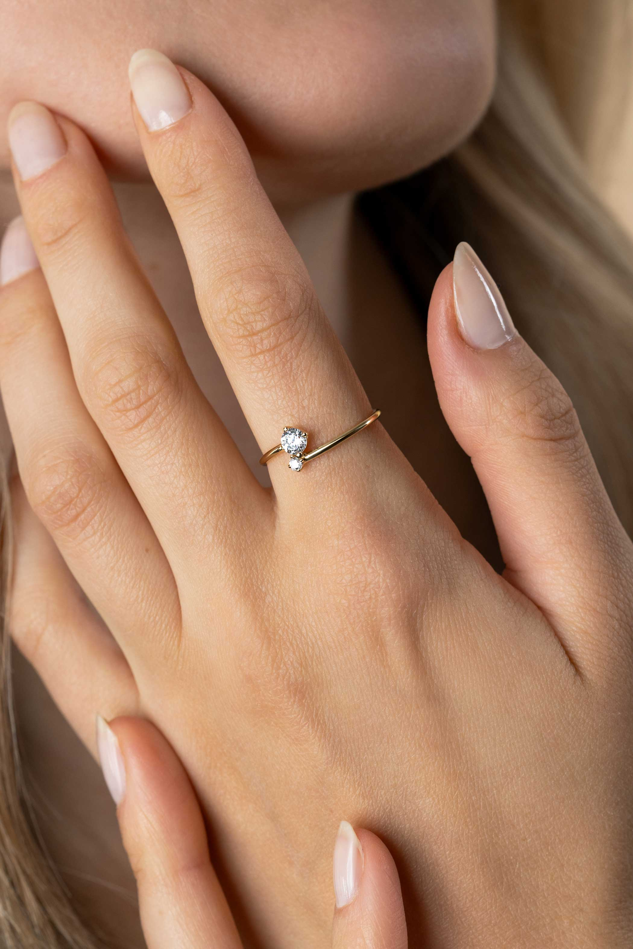 ZINZI Gold 14 krt gouden ring met twee vierpootszettingen, bezet met ronde witte zirconia's (7mm) ZGR462
C