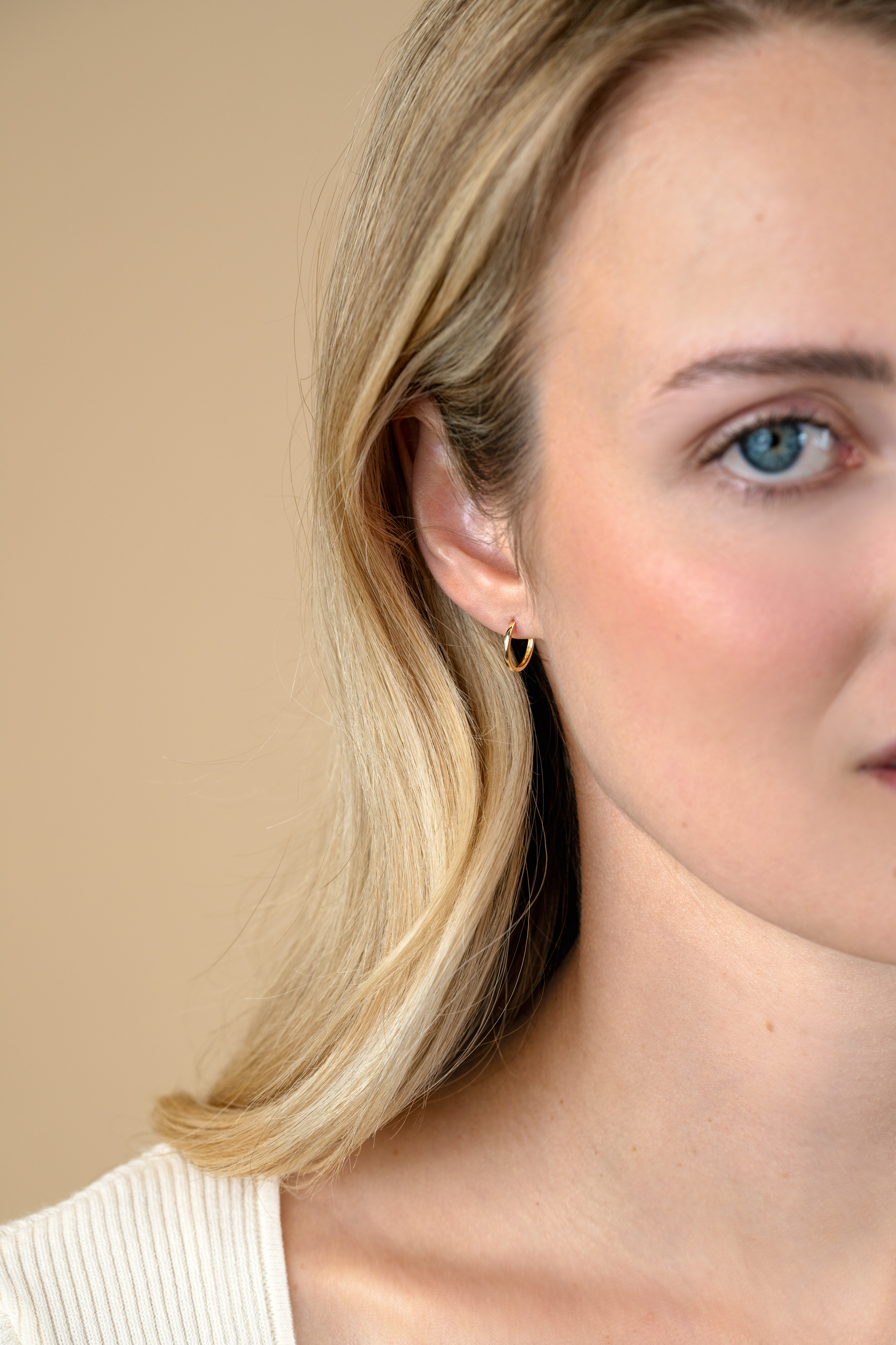 12mm ZINZI Gold 14 karaat gouden oorringen met luxe scharniersluiting 10 x 1,2mm ZGO524