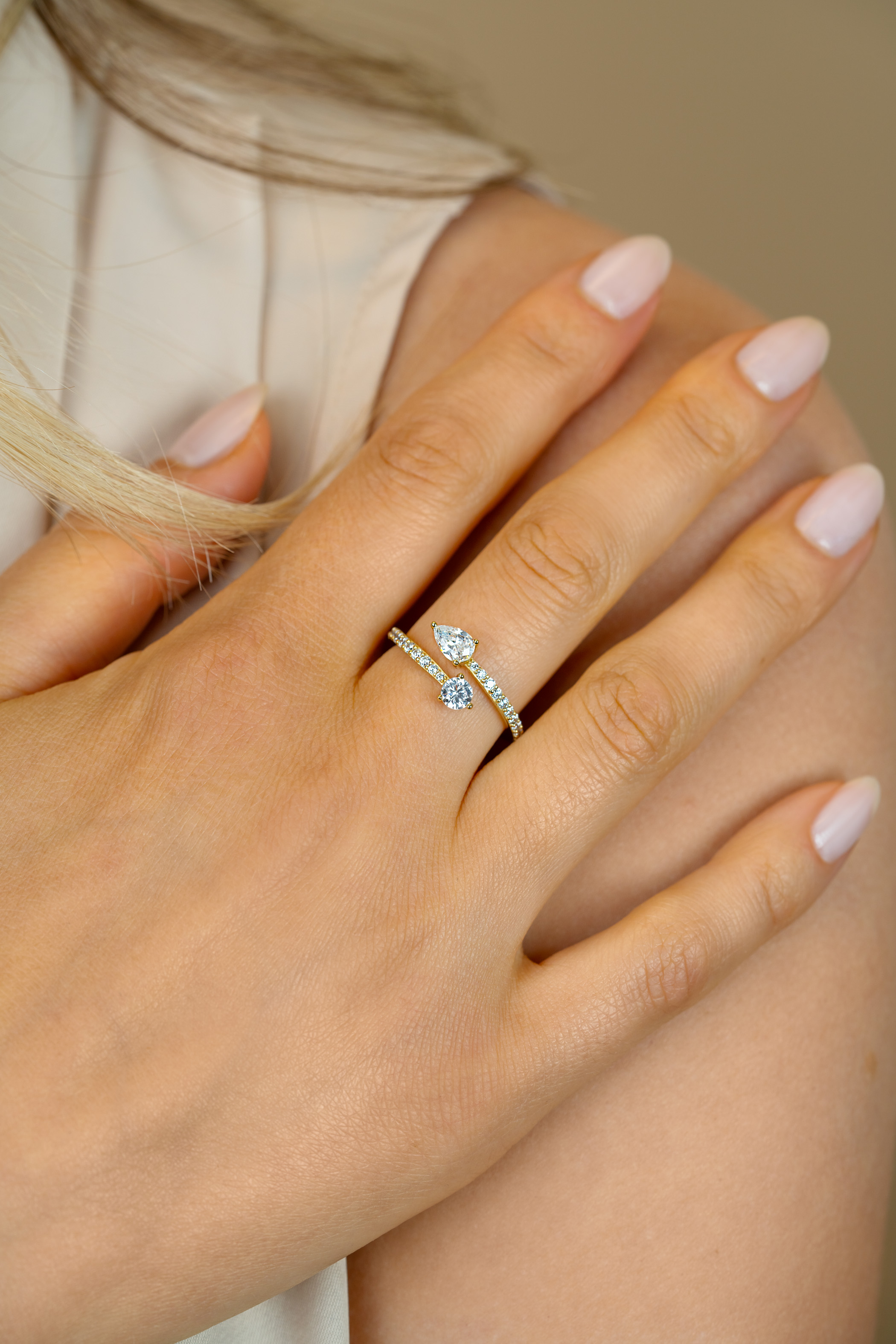 ZINZI gold plated zilveren multi-look ring met druppel- en ronde zetting ZIR2726YC