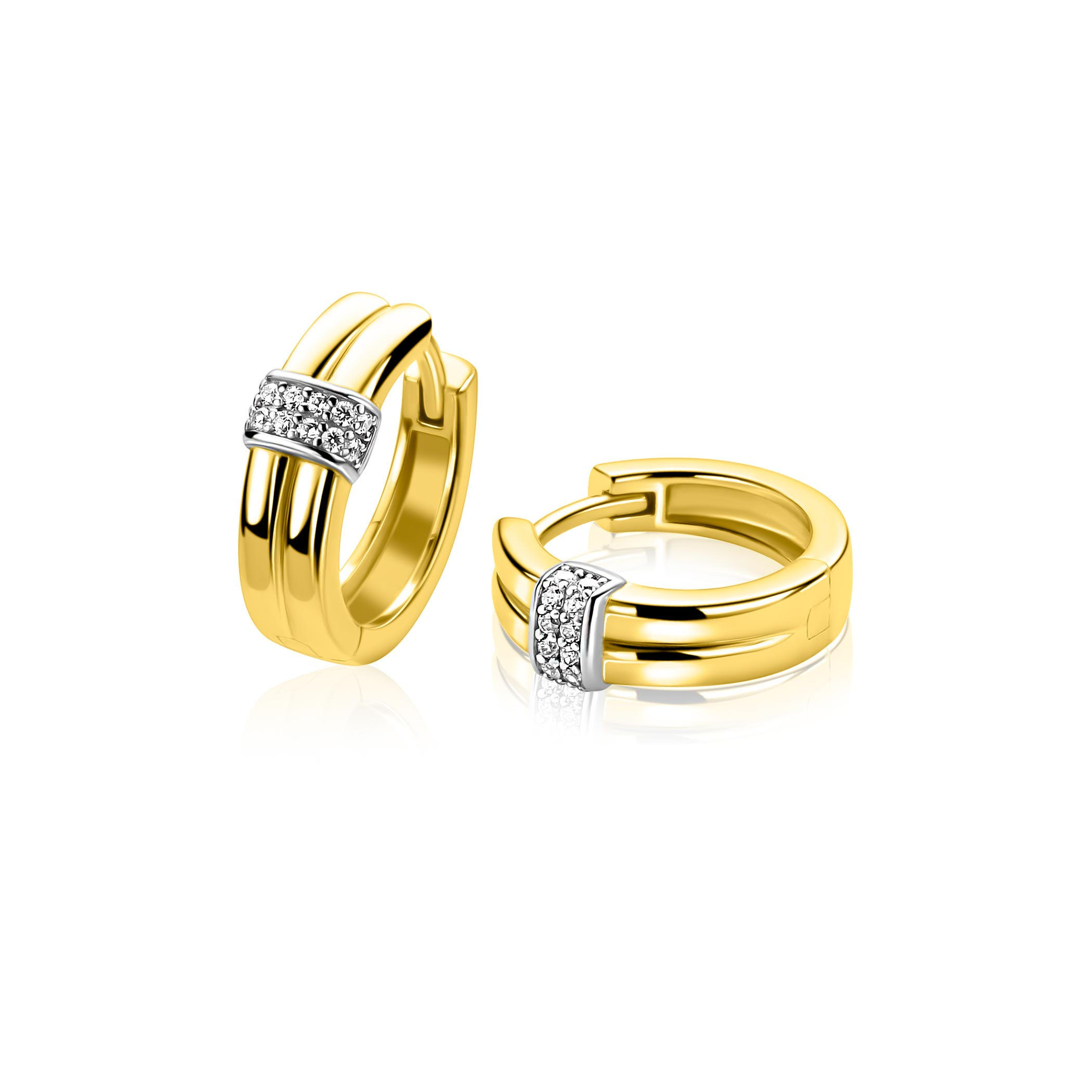 15mm ZINZI goldplated zilveren oorringen met gladde banen en schitterend pavé van zirkonia's, luxe klapsluiting ZIO2830