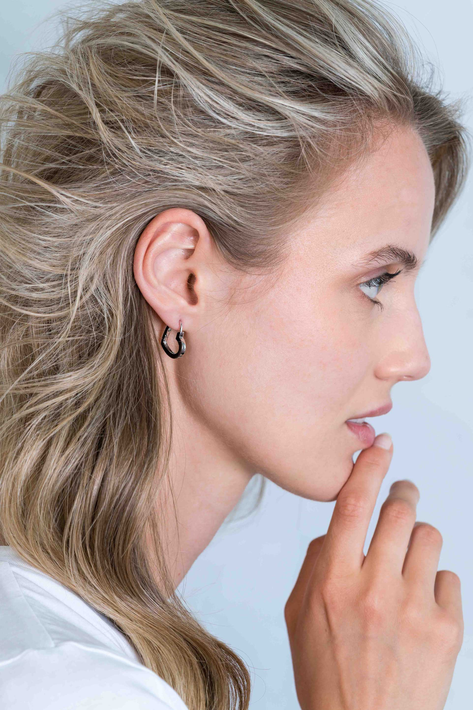 ZINZI zilveren oorringen 18mm open hartvorm ZIO2195