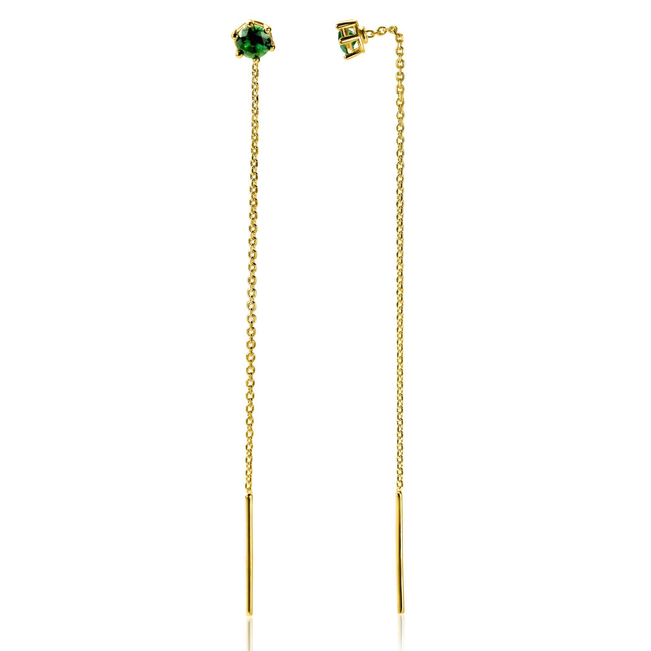 80mm ZINZI gold plated zilveren doortrek oorbellen met chatonzetting 5mm groene kleursteen en sierlijk kettinkje ZIO2576GG
