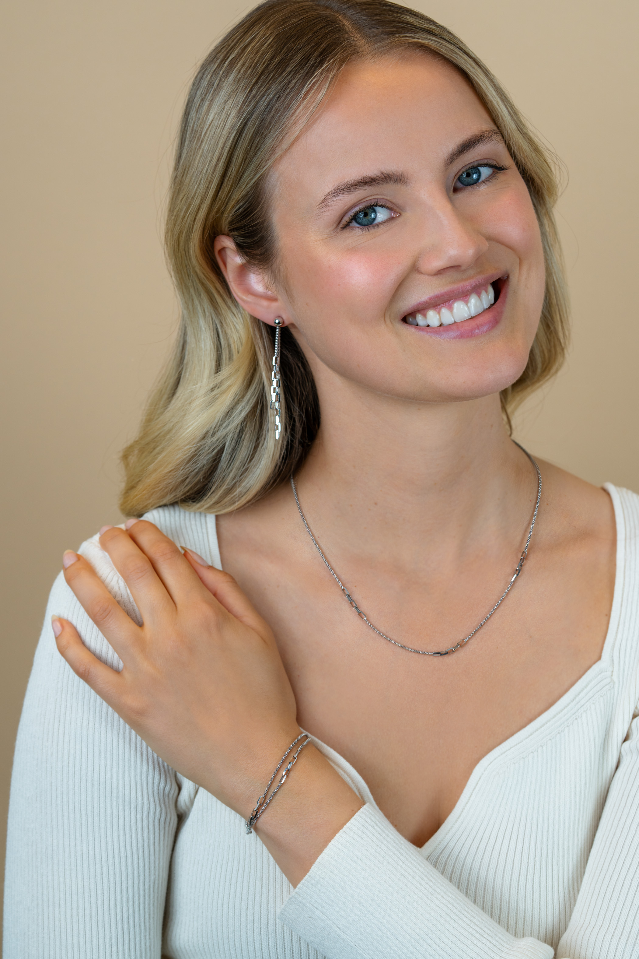 65mm ZINZI zilveren multi-look oorstekers met bungelende paperclip schakels ZIO2709