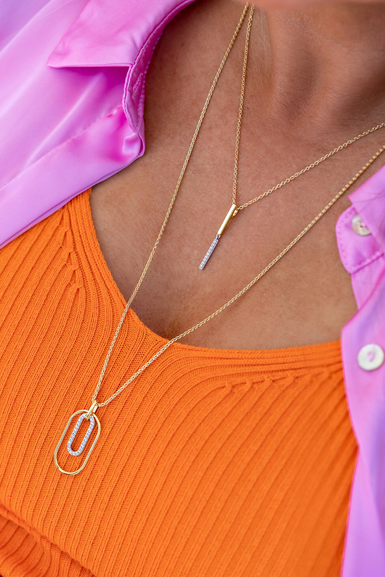 ZINZI gold plated zilveren ovale hanger 32mm bezet met witte zirconia's ZIH2329 (zonder collier)