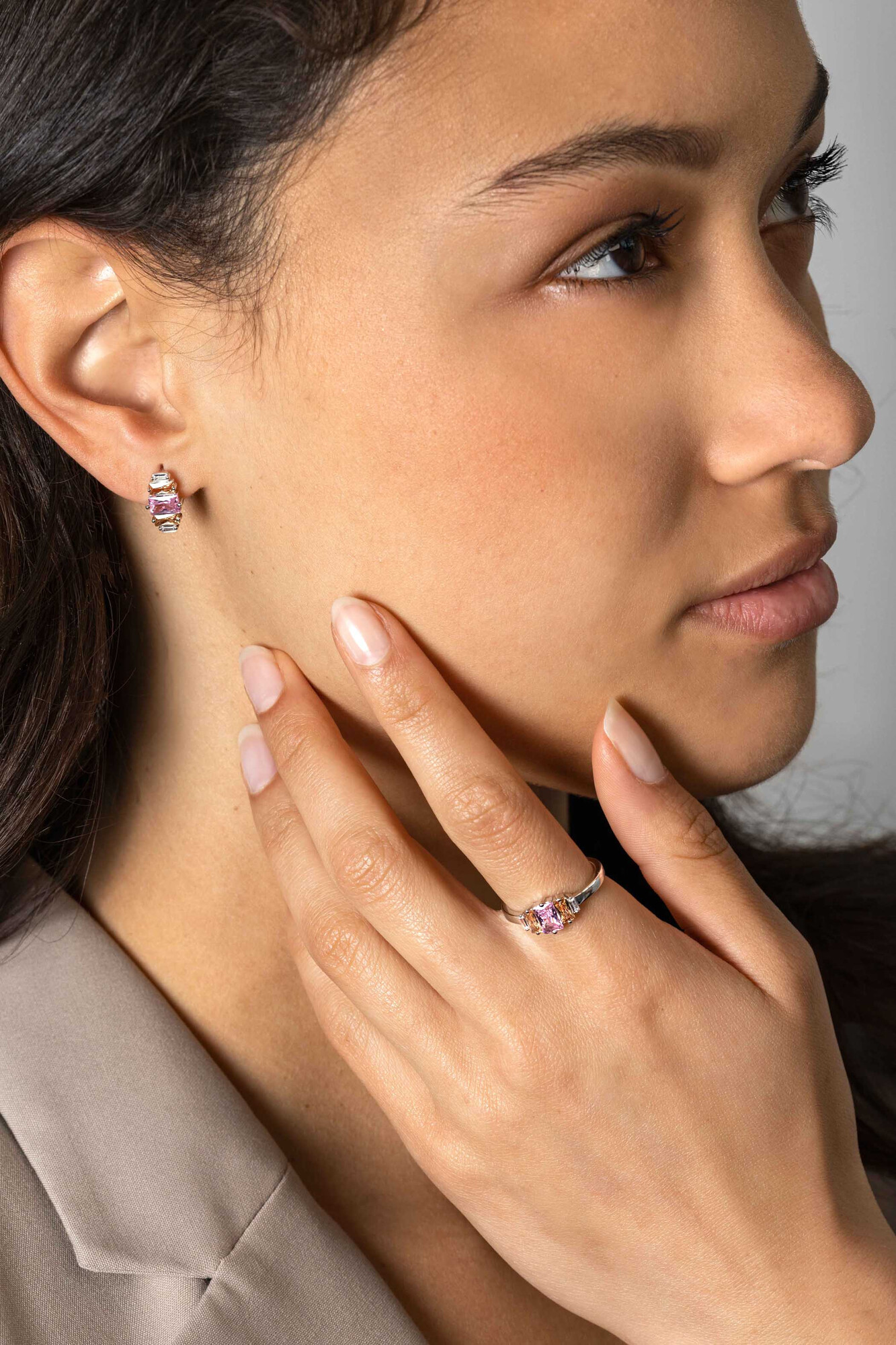 13mm ZINZI zilveren oorstekers baguette geslepen zirconia's wit, champagne en roze ZIO2490