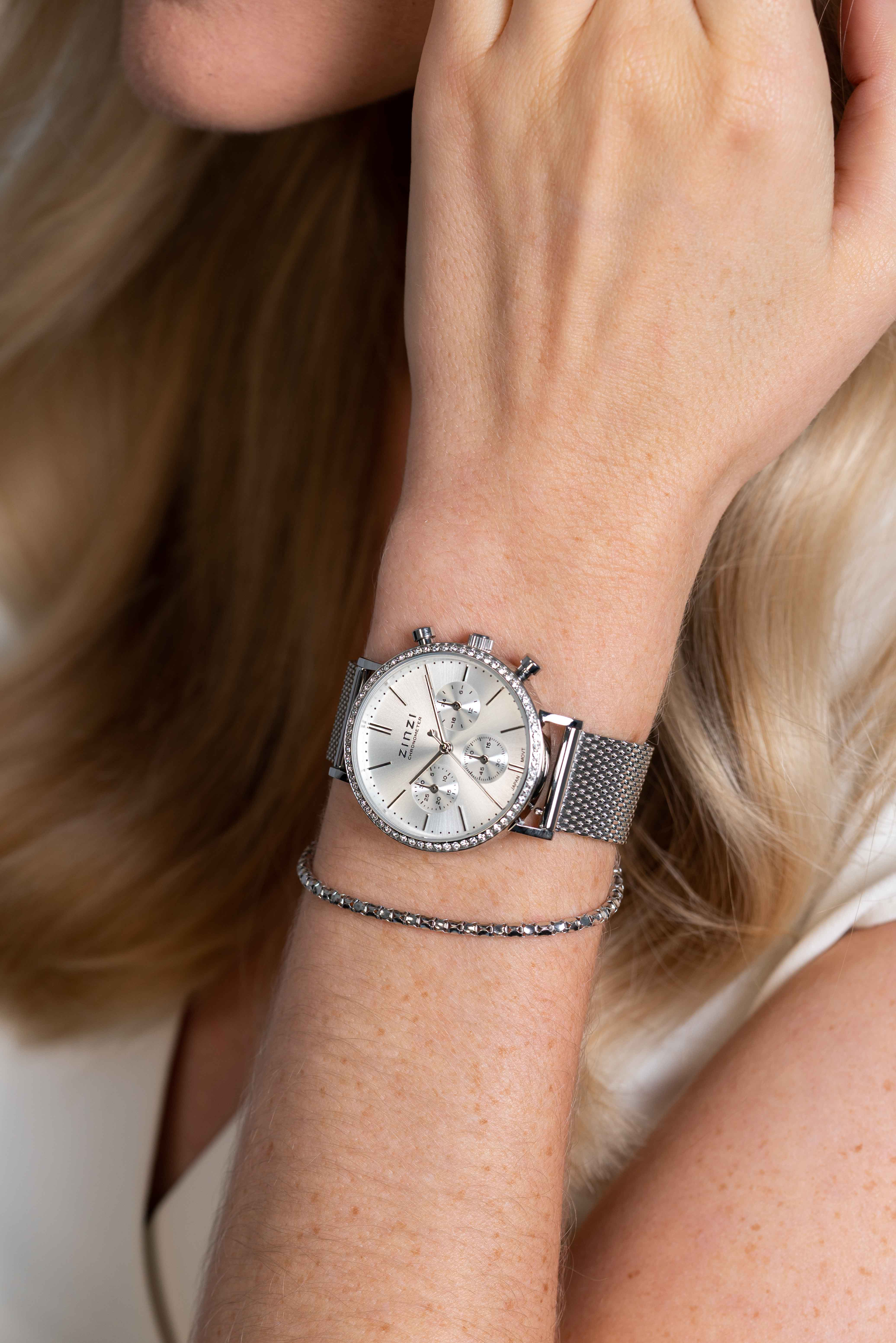 ZINZI horloge CHRONOGRAPH 36mm stopwatch zilverkleurige wijzerplaat, stalen kast met crystals, stalen mesh band 18mm ZIW1602

