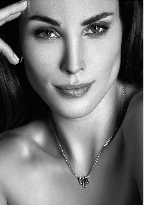 Mart Visser by ZINZI zilveren oorstekers taps toelopend met witte zirconia's 12 x 4mm MVO21