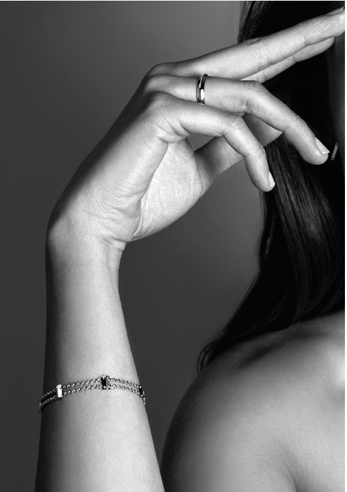 Mart Visser by ZINZI zilveren ring 4mm breed met zes ronde witte zirconia's MVR21
