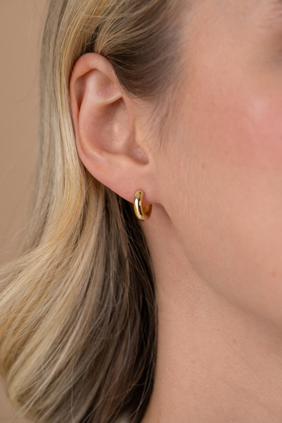 12mm ZINZI goldplated zilveren gladde oorringen met 3mm buisdikte en luxe klapsluiting ZIO189G