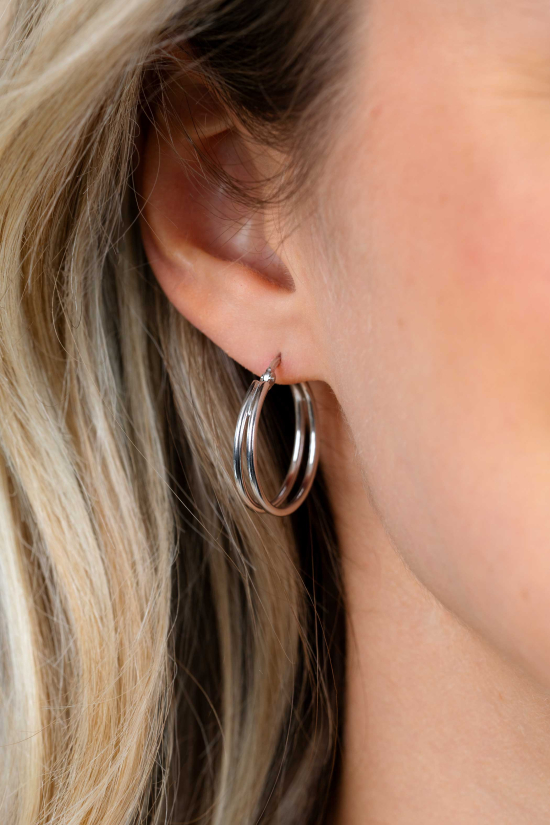 24mm ZINZI zilveren multi-look oorringen met dubbele buis. Met gemakkelijke bovensluiting ZIO2858