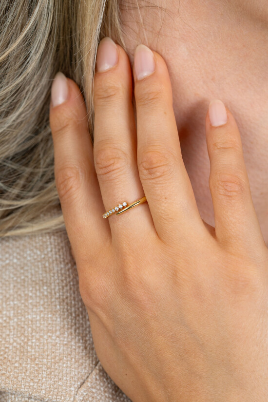 ZINZI goldplated zilveren multi-look ring, waarbij een baan is bezet met witte zirkonia's ZIR2818