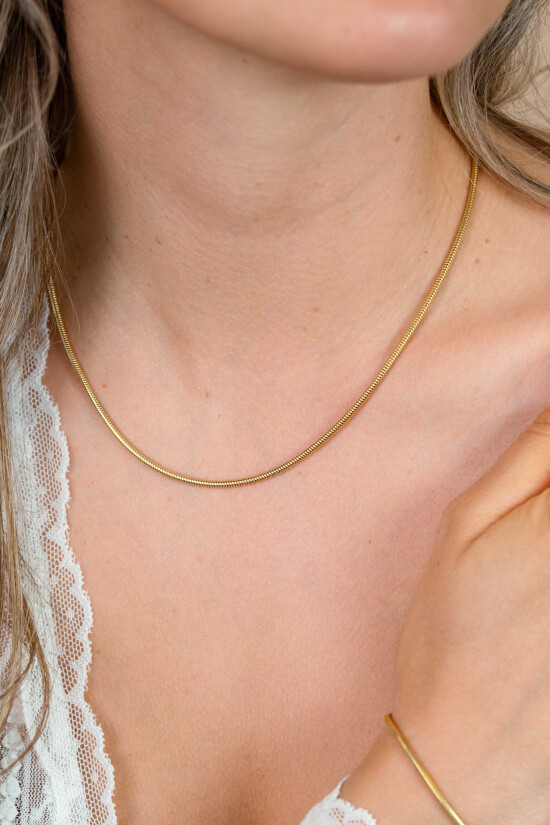 ZINZI gold plated zilveren ronde slangen ketting (2mm breed) 42-45cm ZIC2849G