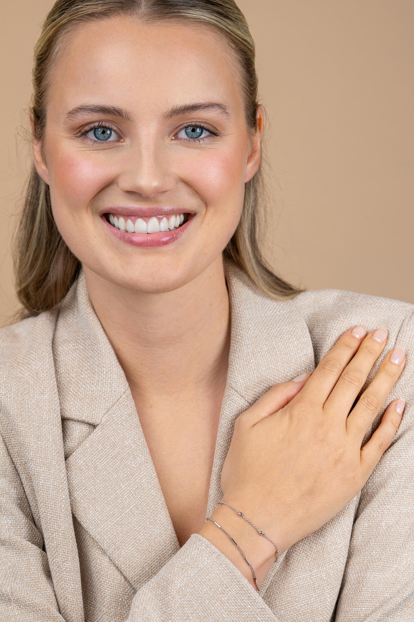 Xmas Giftset: Twee verfijnde zilveren armbanden in één stijlvolle set. Perfect om cadeau te geven. (ZIA2366 en ZIA1655) GIFTSET20