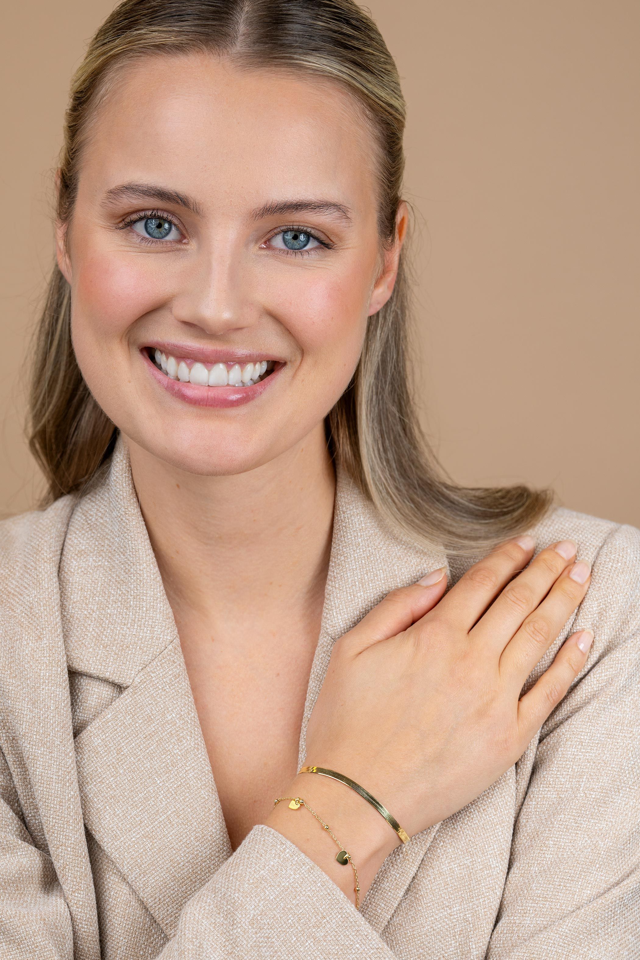 Xmas Giftset: Twee sierlijke gold plated zilveren armbanden in één stijlvolle set. Perfect om cadeau te geven. (ZIA2531G en ZIA2292G) GIFTSET19