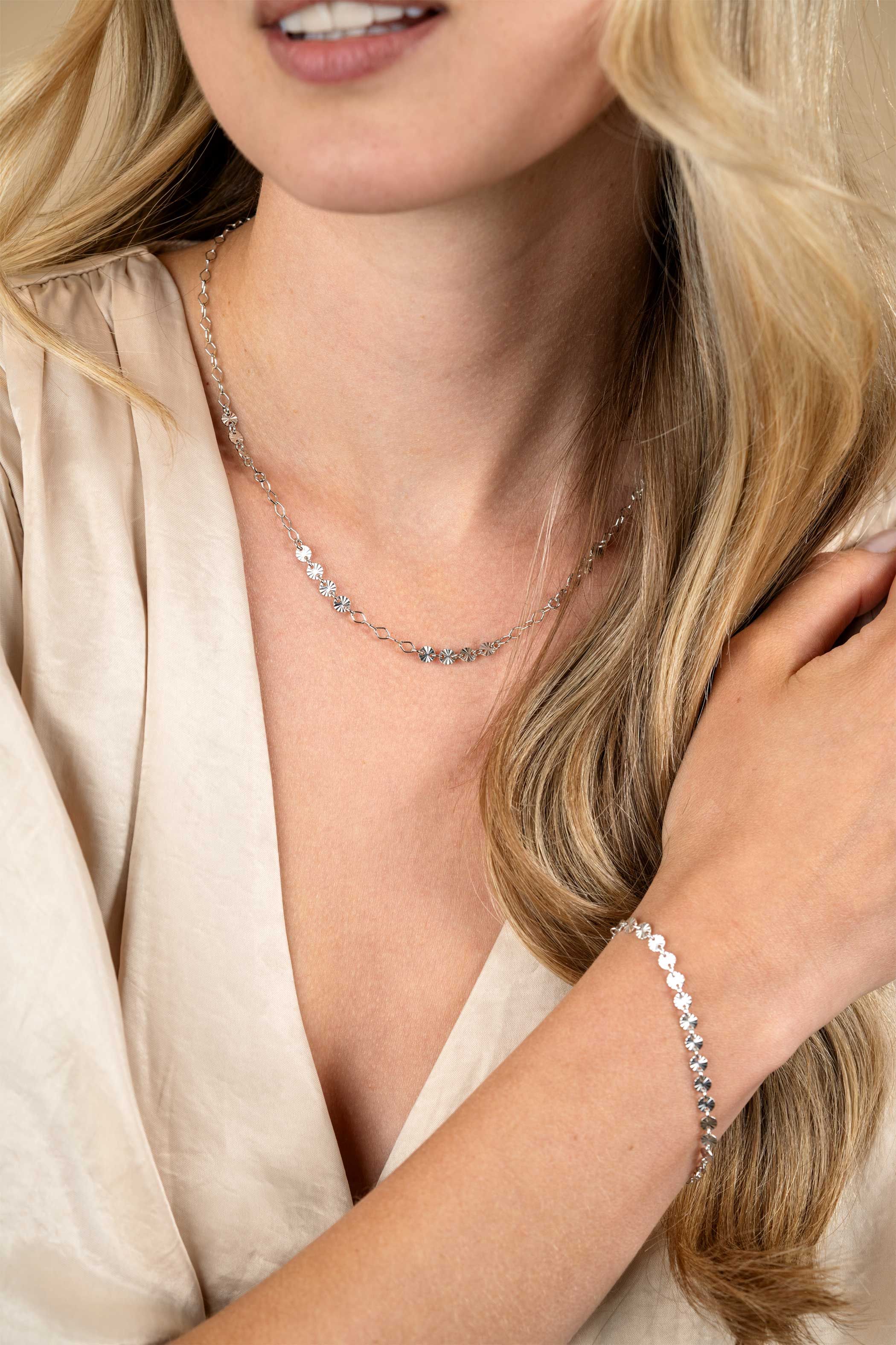 ZINZI zilveren armband met ronde schakels zonnestralen 4,3mm breed ZIA2272