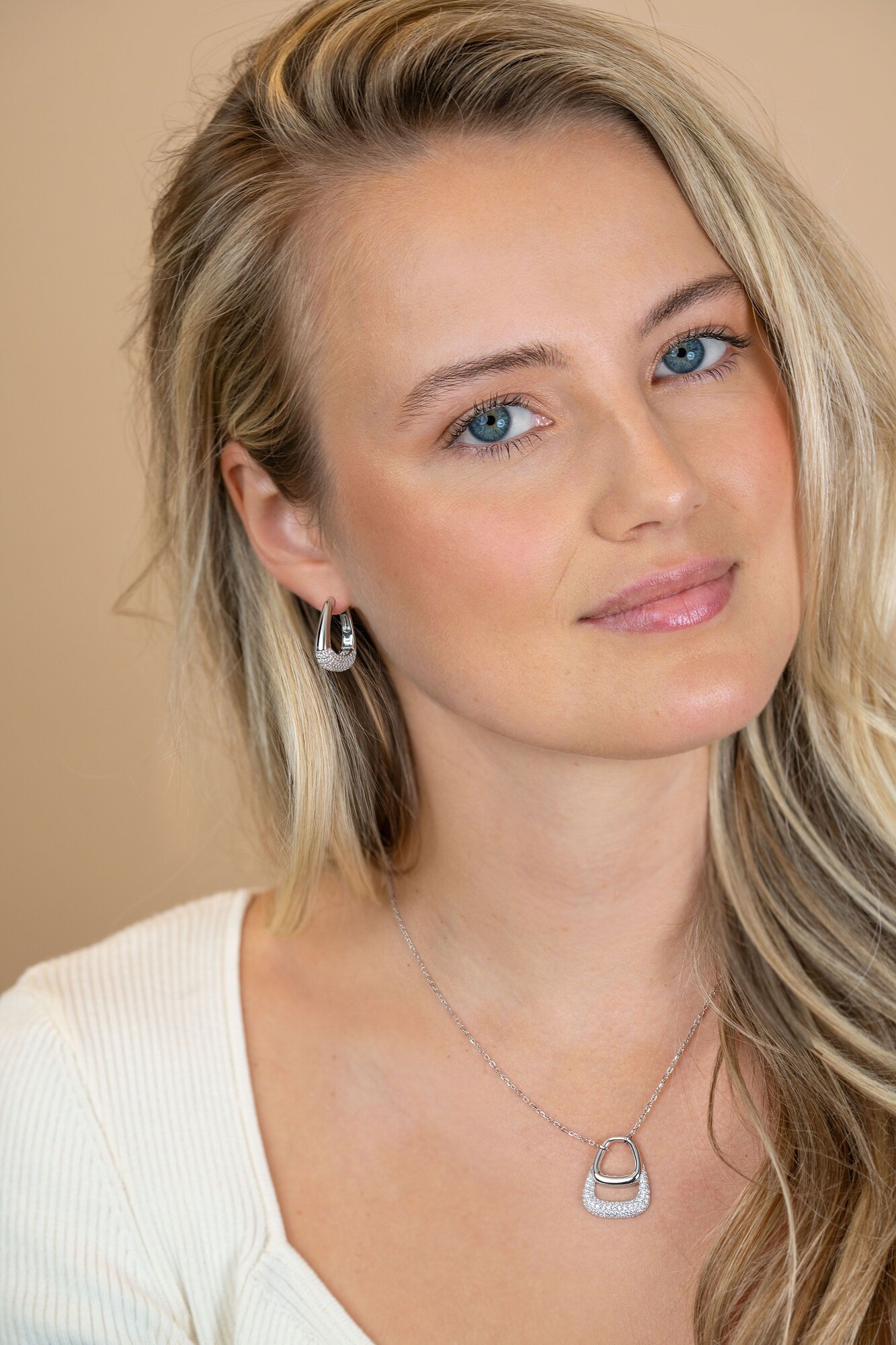 ZINZI zilveren ketting 45cm met stijlvolle dubbele hanger, bezet met witte zirconia's ZIC2806