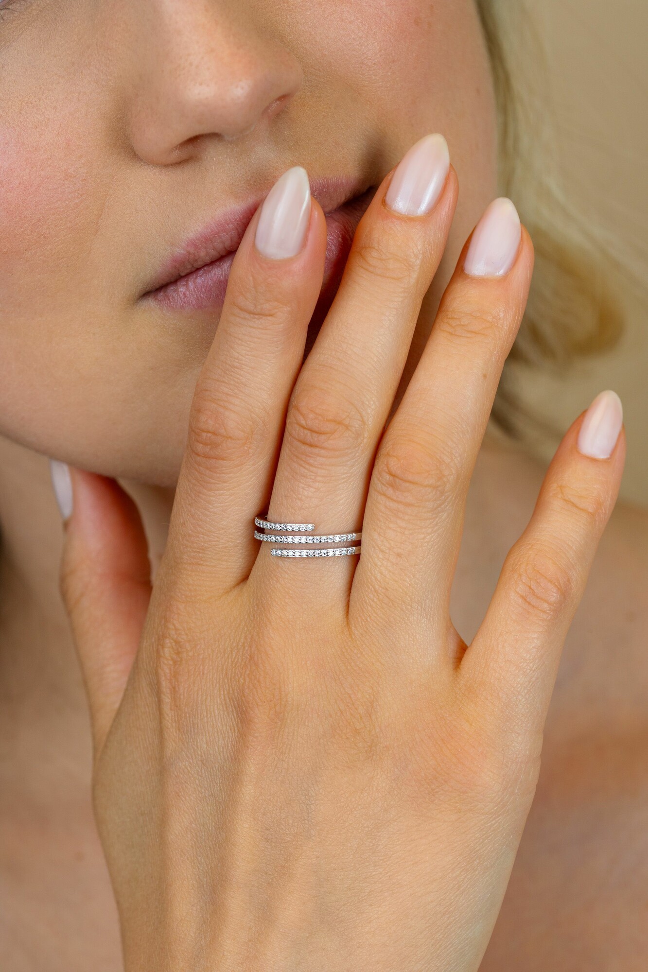ZINZI zilveren multi-look ring (6mm breed) met 3 banen bezet met witte zirkonia’s ZIR2727
