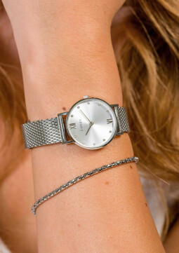 ZINZI Lady Crystal horloge zilvergekleurde wijzerplaat en kast stalen mesh band, witte crystals bij uuraanduiding, 28mm extra dun ZIW628M
