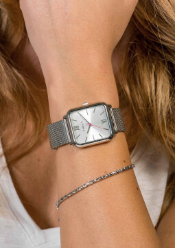 ZINZI Square Roman horloge zilvergekleurde wijzerplaat en rechthoekige kast stalen mesh band 32mm extra dun ZIW802M
