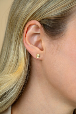 6mm ZINZI Gold 14 krt gouden oorstekers rond met zonnestralen en witte zirkonia ZGO542 (zonder collier)